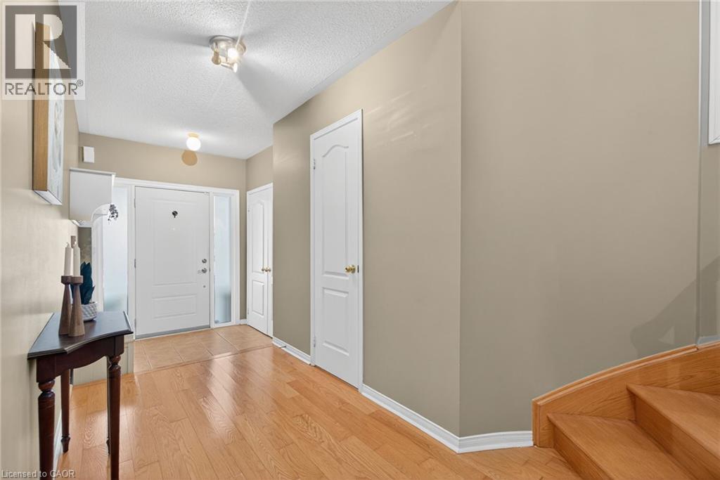 5612 Blue Spruce Avenue, Burlington, Ontario L7L 7K2 - Photo 8 - 40790051