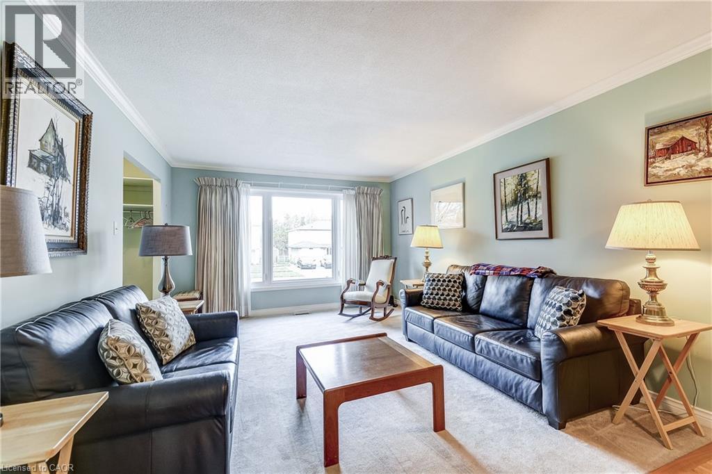 1324 Consort Crescent, Burlington, Ontario  L7M 1J7 - Photo 10 - 40789562