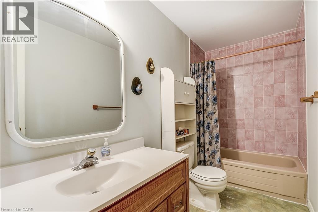 1324 Consort Crescent, Burlington, Ontario  L7M 1J7 - Photo 21 - 40789562