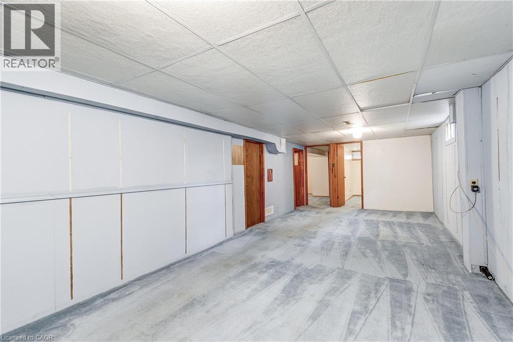 1324 Consort Crescent, Burlington, Ontario  L7M 1J7 - Photo 32 - 40789562