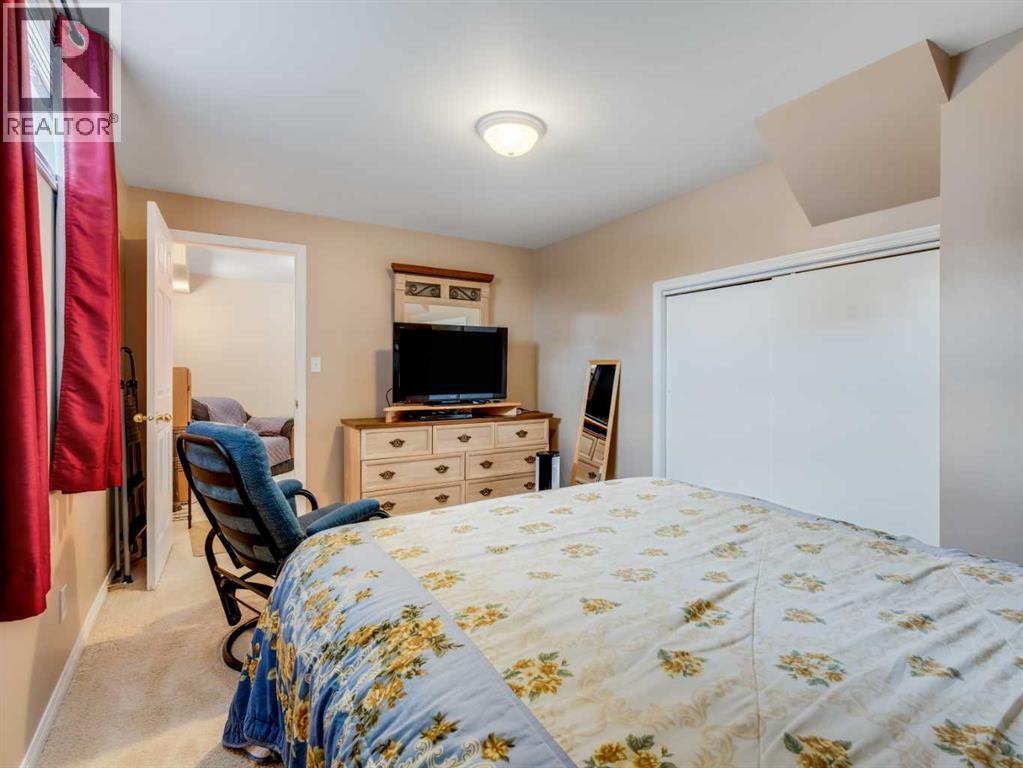 9 Hunters Mews, Okotoks, Alberta  T1S 1M2 - Photo 36 - A2265435