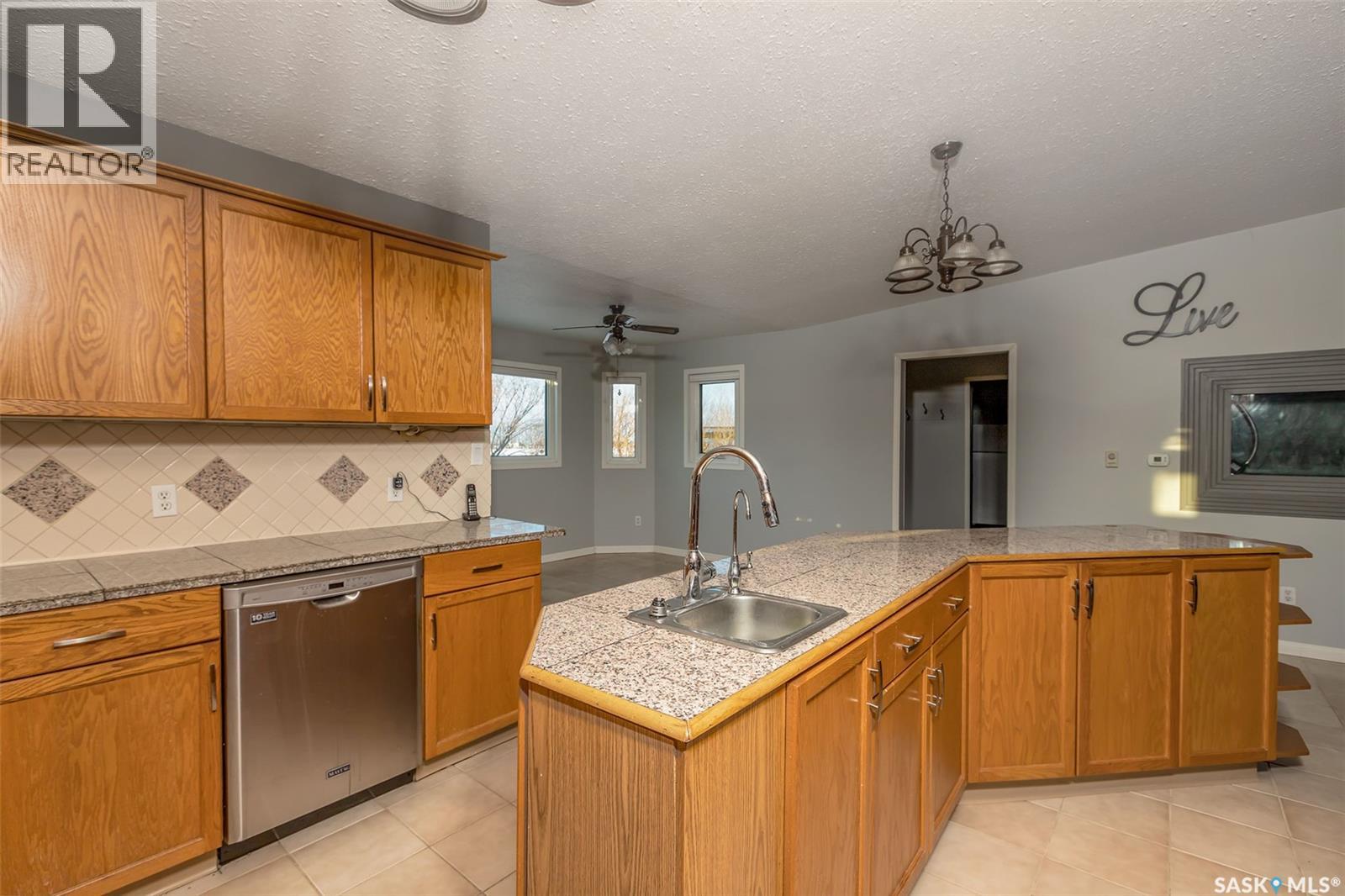 999 Melfort Street W, Melfort, Saskatchewan  S0E 1A0 - Photo 11 - SK024598