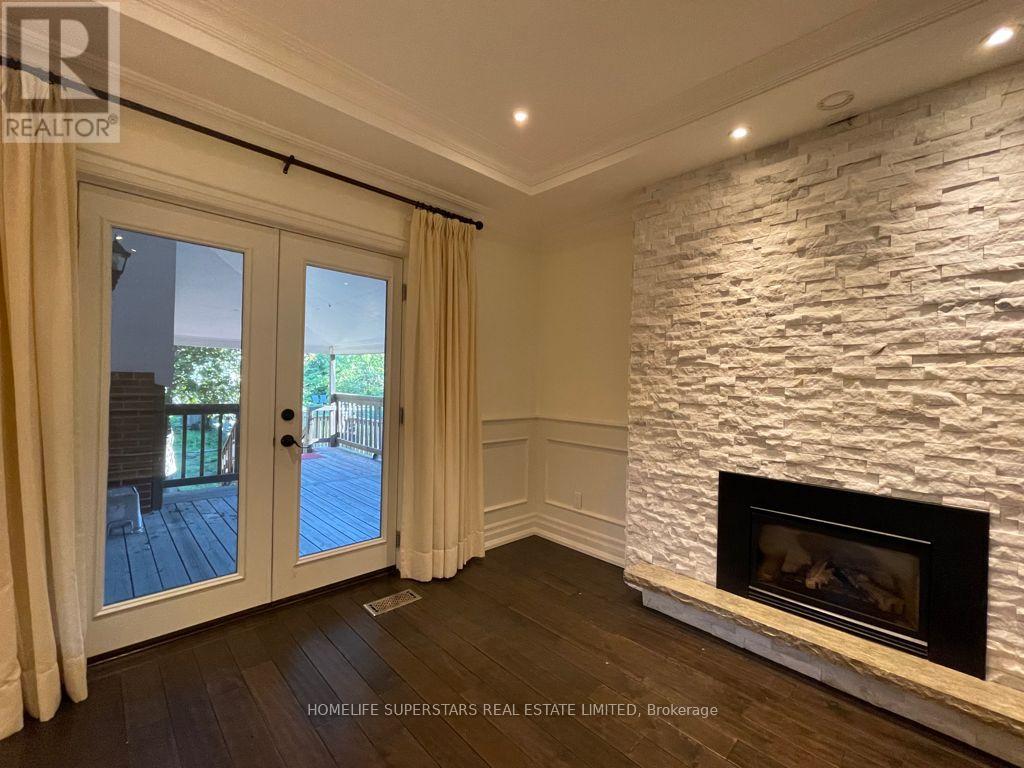 171 Pleasant Avenue, Toronto, Ontario  M2M 1M4 - Photo 3 - C12412762