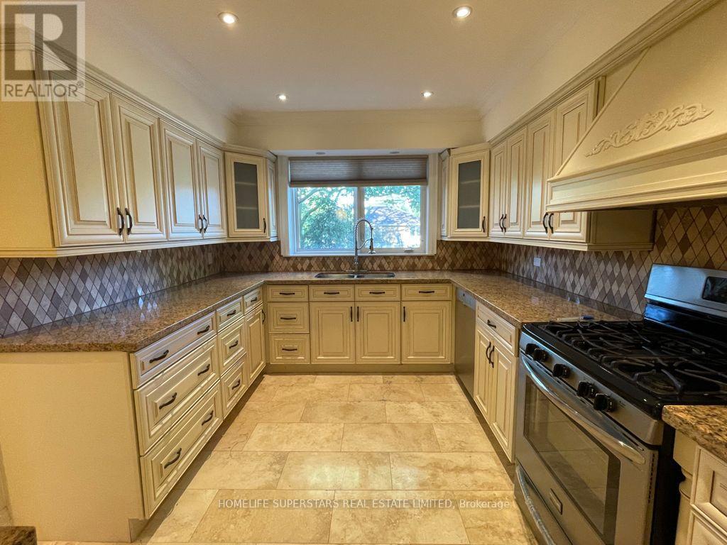 171 Pleasant Avenue, Toronto, Ontario  M2M 1M4 - Photo 7 - C12412762