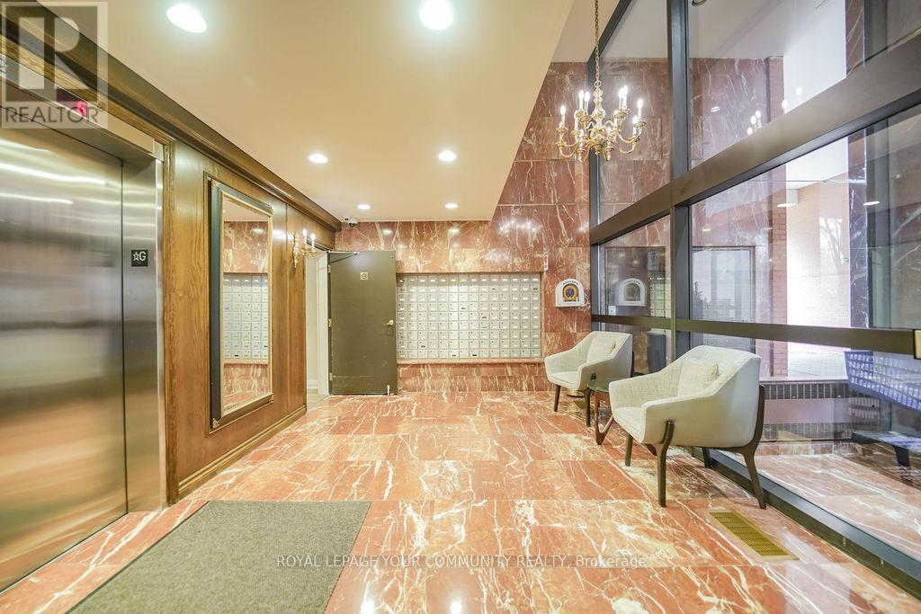 703 - 260 Heath Street W, Toronto, Ontario  M5P 3L6 - Photo 2 - C12571578