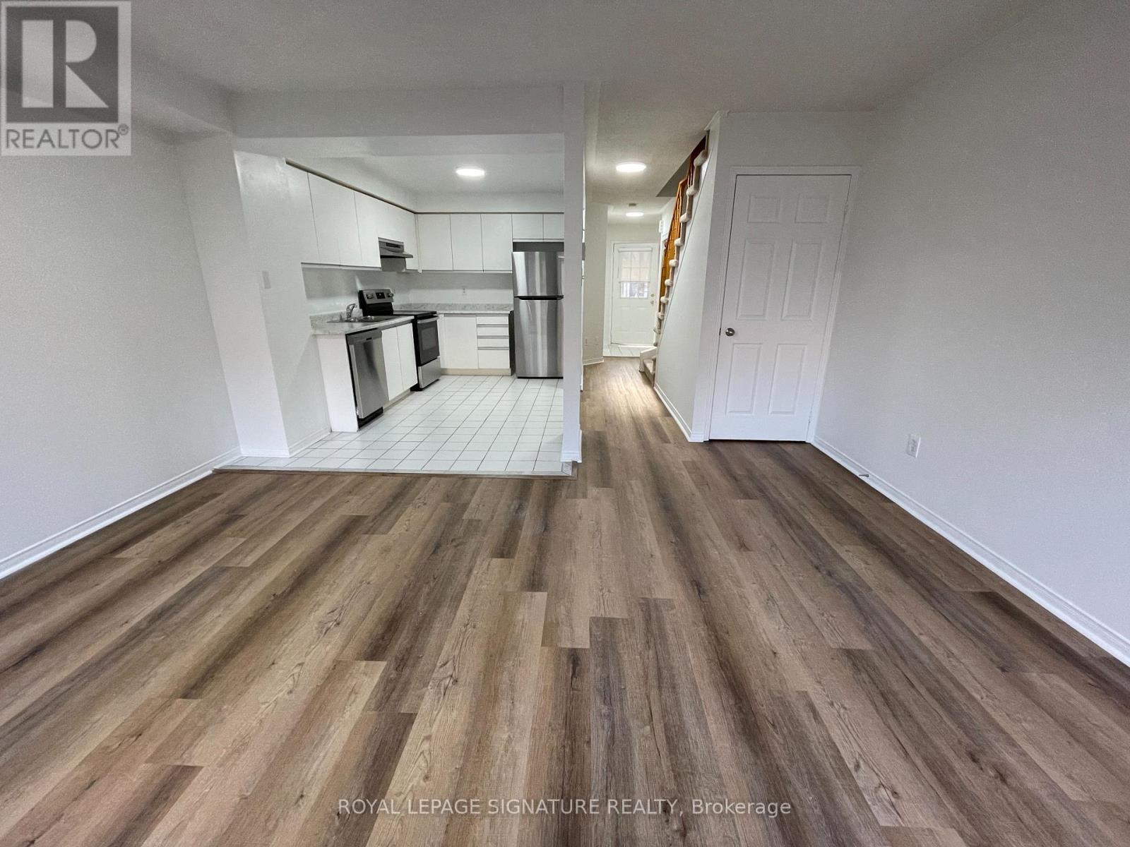 3 - 2900 Rio Court, Mississauga, Ontario L5M 6J3 - Photo 4 - W12564404