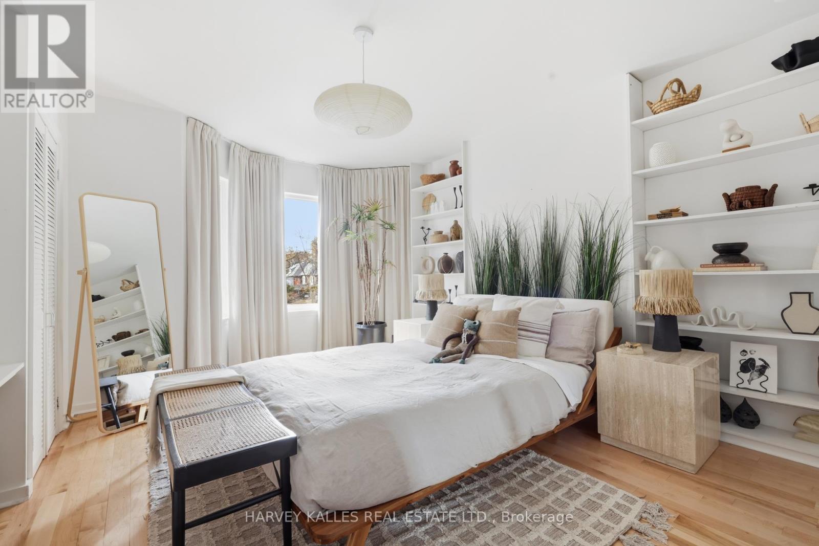 799 Euclid Avenue, Toronto, Ontario  M6G 2V3 - Photo 14 - C12571642