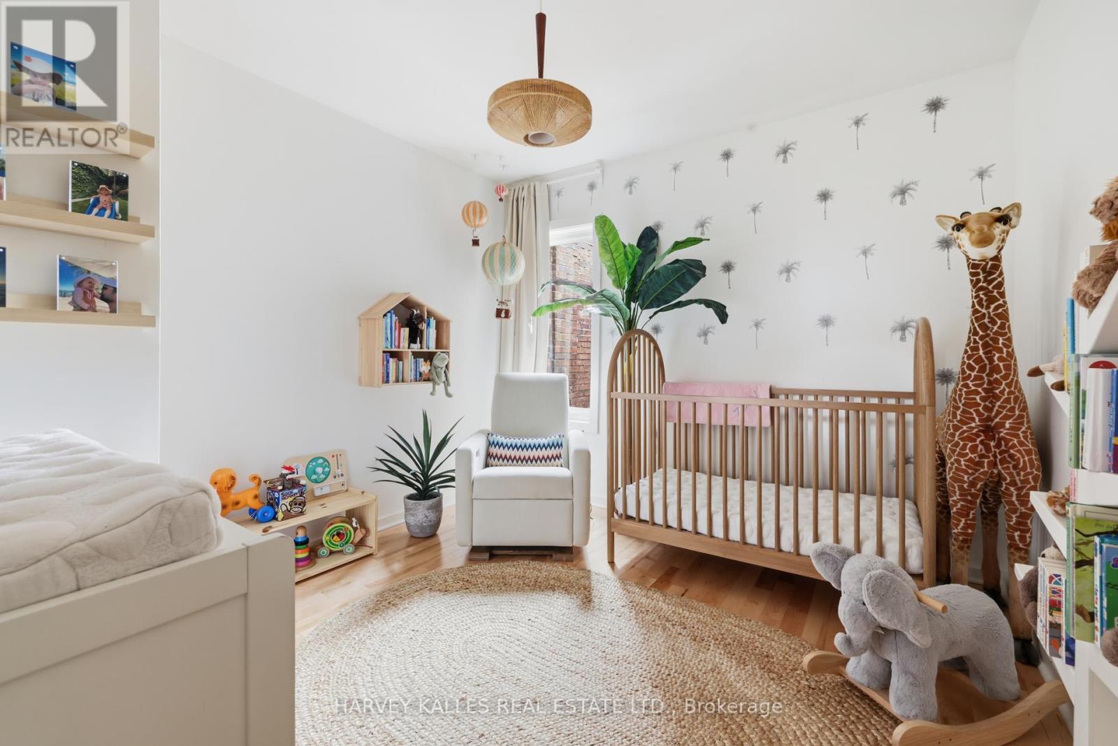 799 Euclid Avenue, Toronto, Ontario  M6G 2V3 - Photo 17 - C12571642