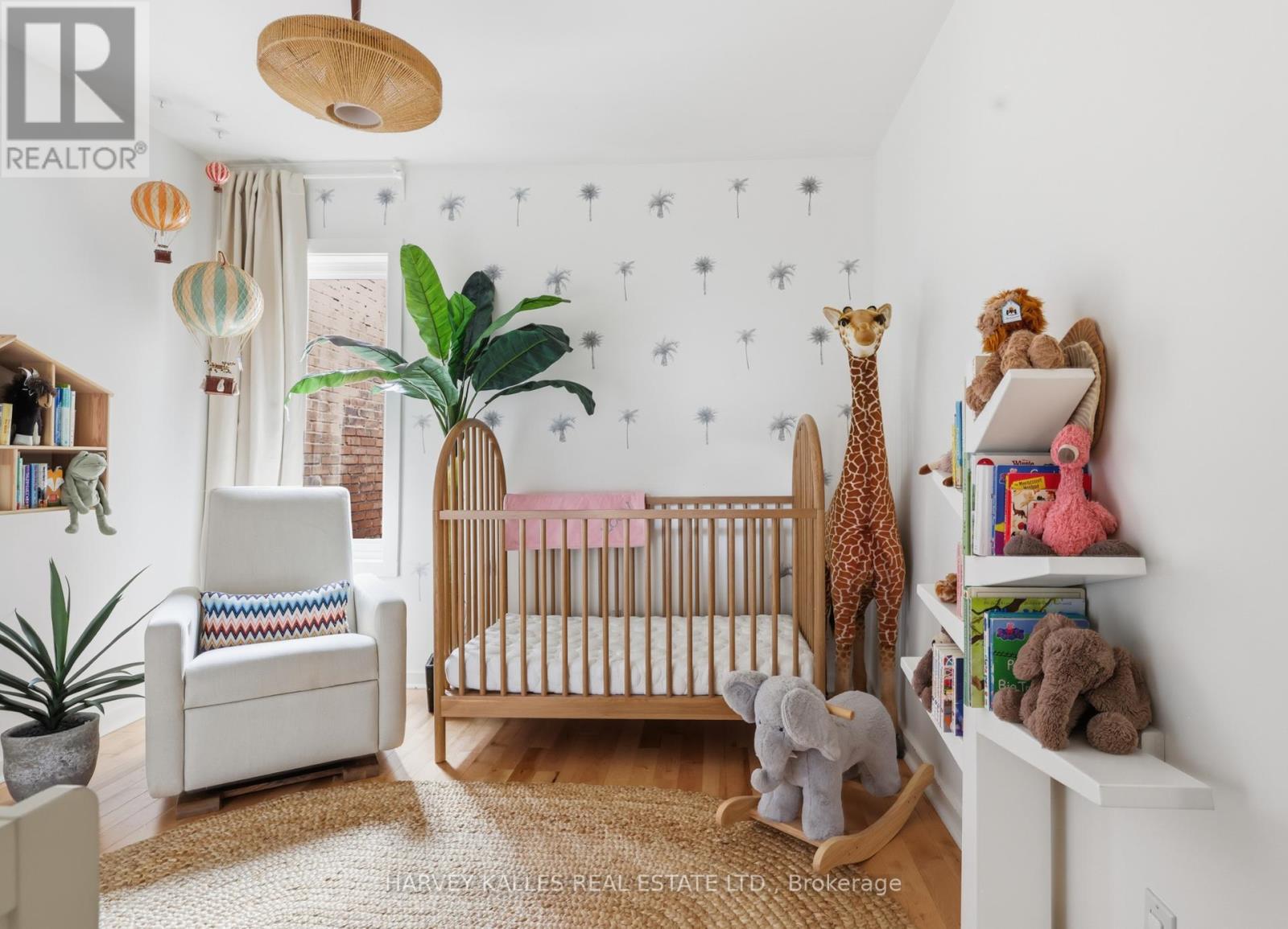 799 Euclid Avenue, Toronto, Ontario  M6G 2V3 - Photo 18 - C12571642