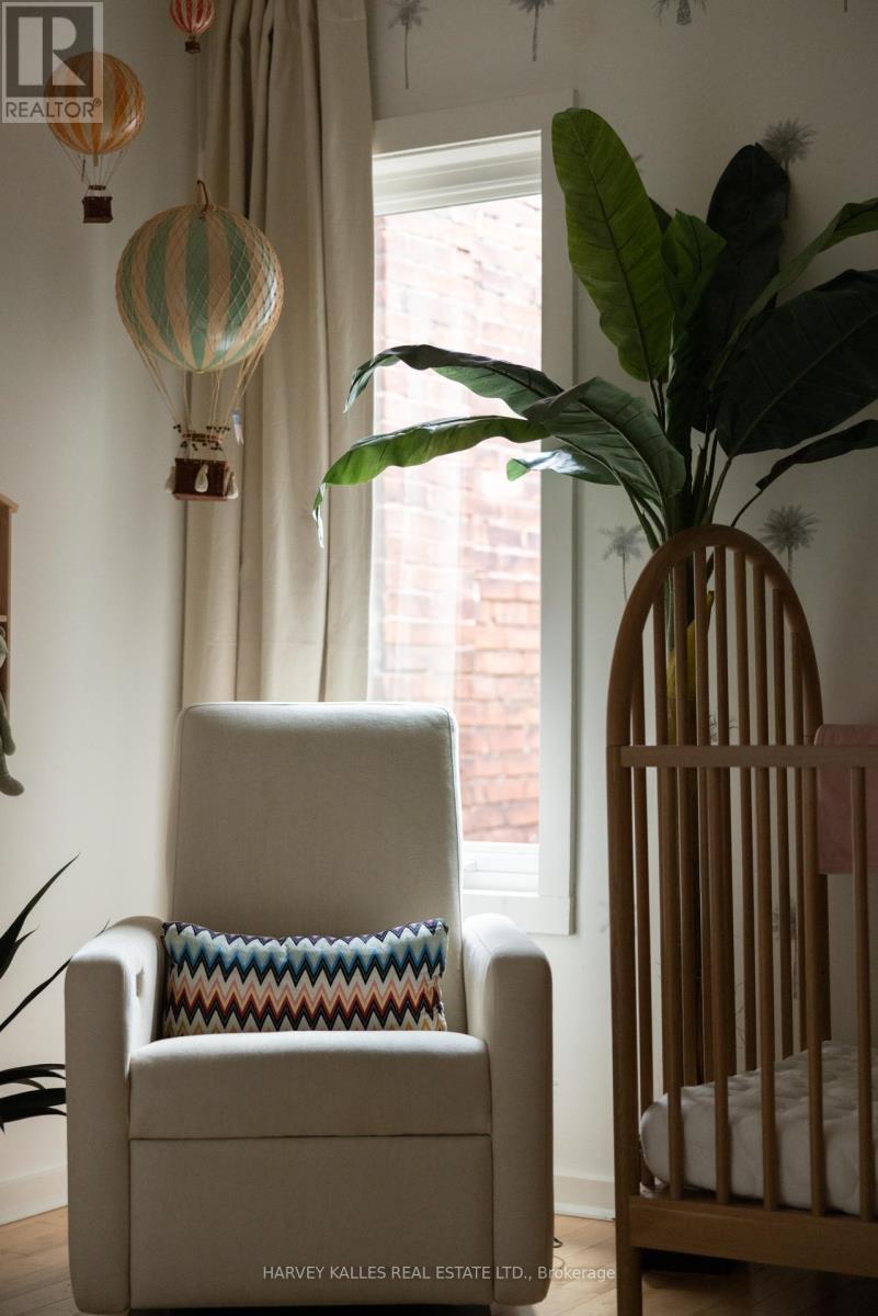 799 Euclid Avenue, Toronto, Ontario  M6G 2V3 - Photo 20 - C12571642