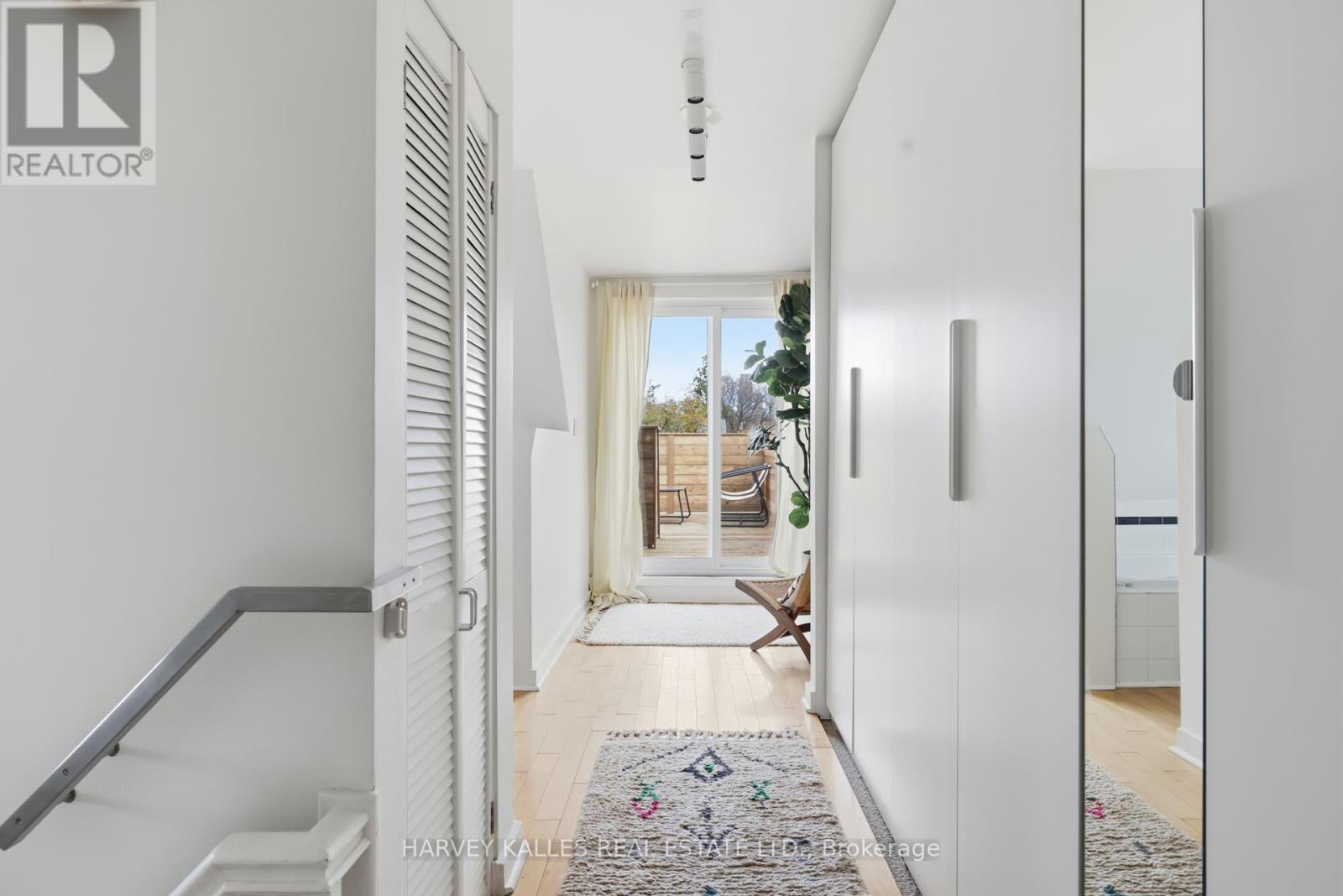 799 Euclid Avenue, Toronto, Ontario  M6G 2V3 - Photo 28 - C12571642