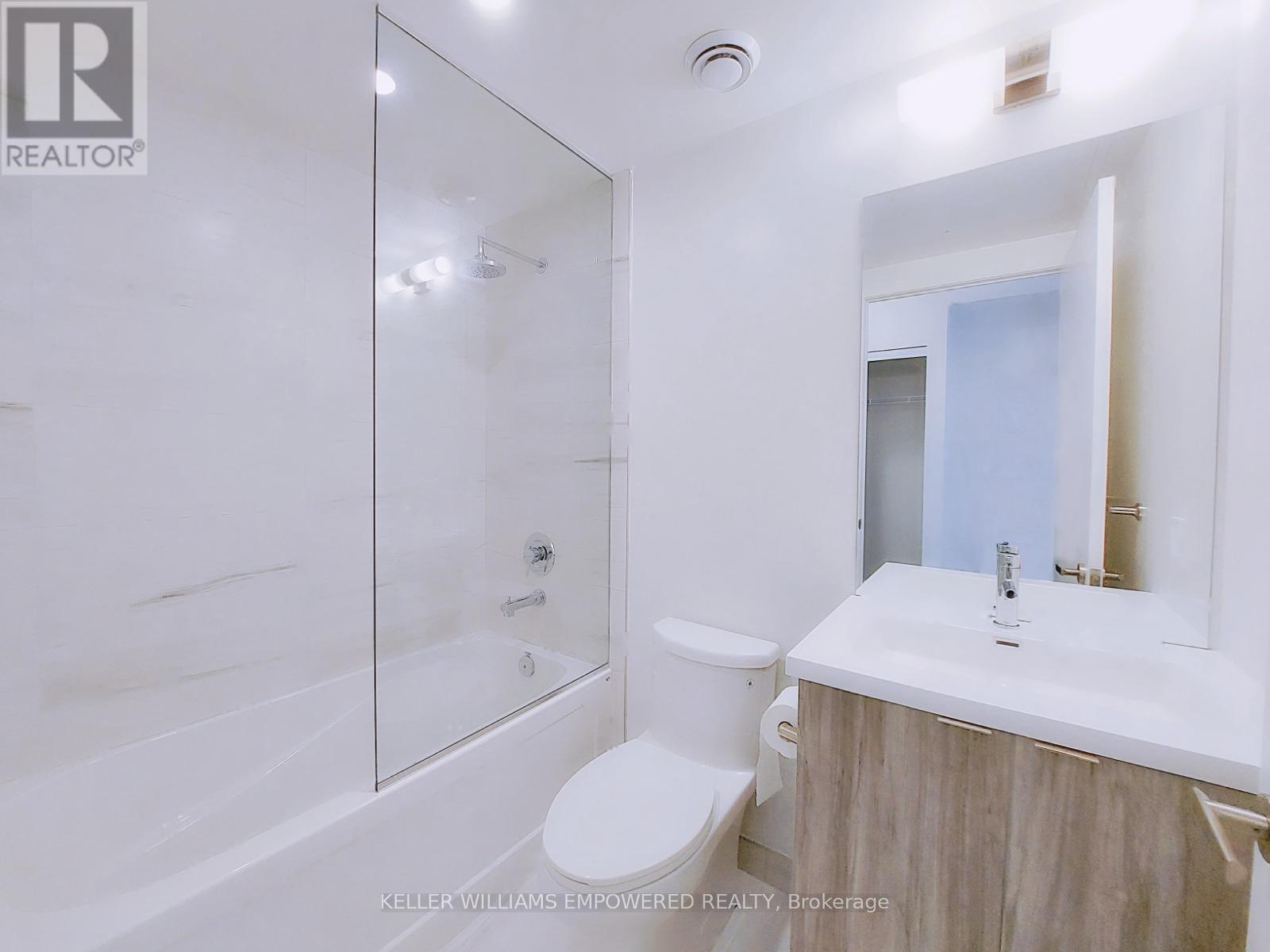 6312 - 138 Downes Street, Toronto, Ontario  M5E 0E4 - Photo 13 - C12571664