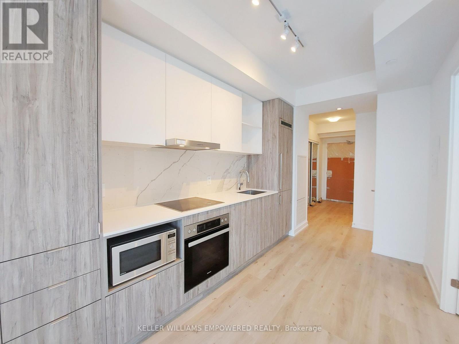 6312 - 138 Downes Street, Toronto, Ontario  M5E 0E4 - Photo 8 - C12571664