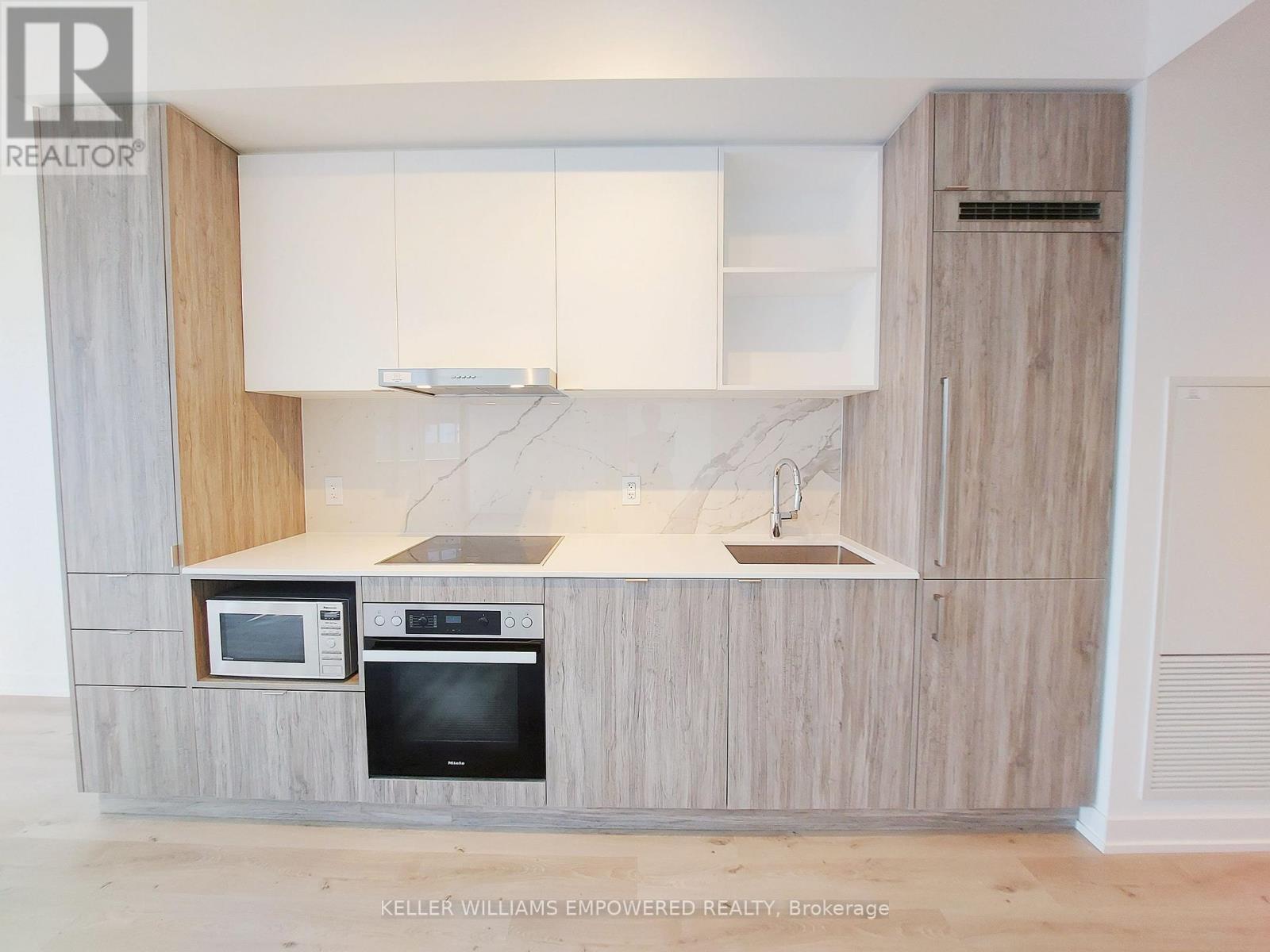 6312 - 138 Downes Street, Toronto, Ontario  M5E 0E4 - Photo 9 - C12571664