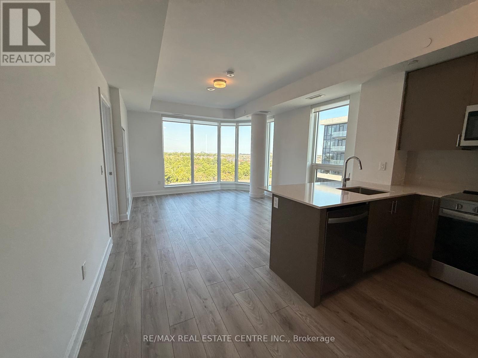 1003 - 3240 William Coltson Avenue, Oakville, Ontario L6H 8C8 - Photo 19 - W12402384