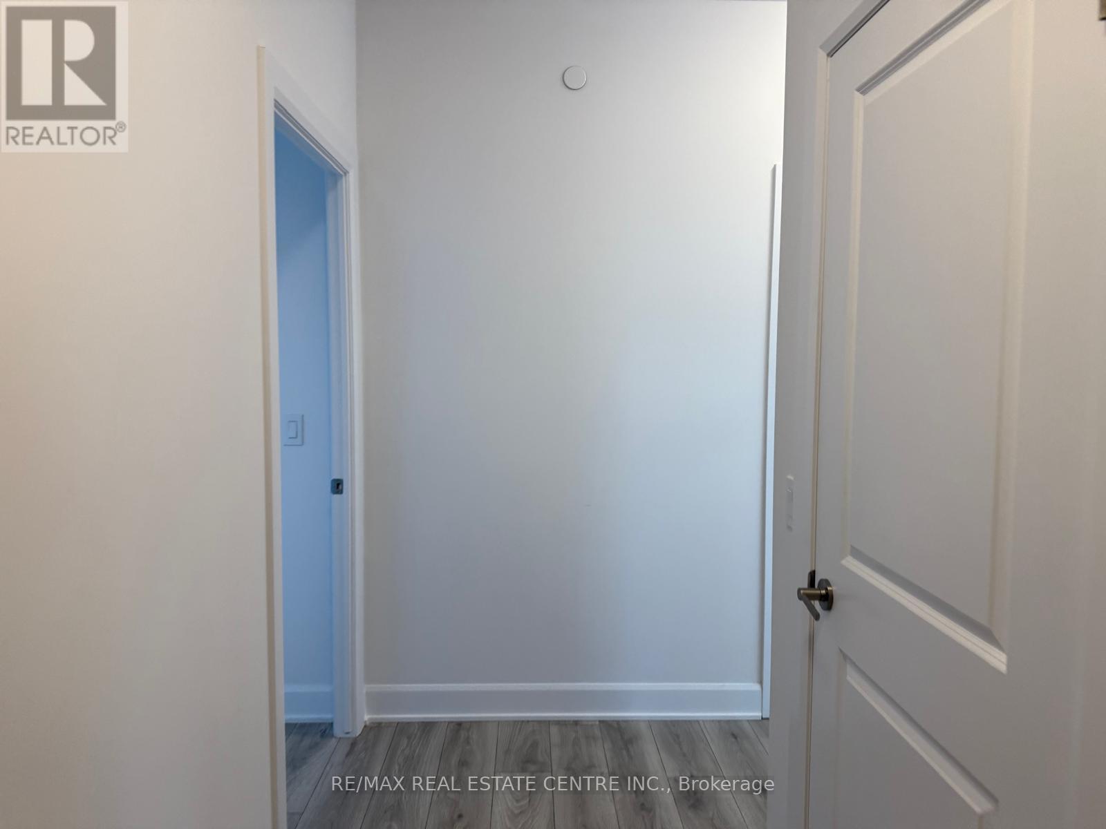 1003 - 3240 William Coltson Avenue, Oakville, Ontario L6H 8C8 - Photo 38 - W12402384