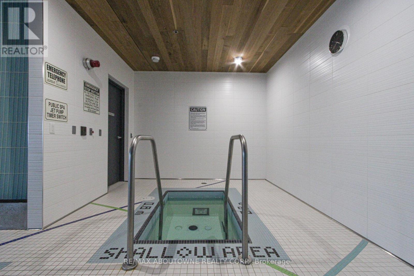 1503 - 65 Speers Road, Oakville (Oo Old Oakville), Ontario  L6K 0J1 - Photo 41 - W12495206