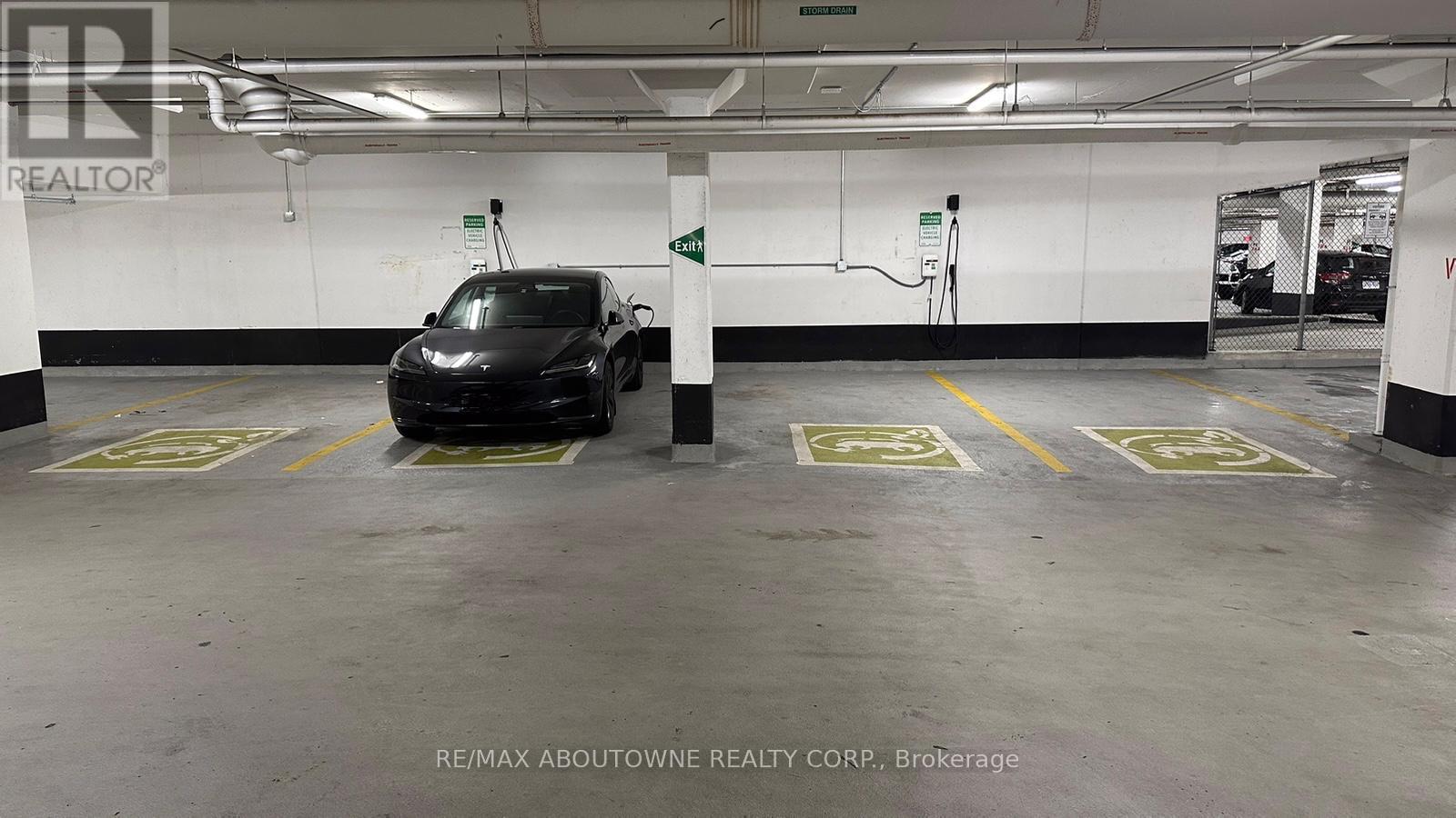 1503 - 65 Speers Road, Oakville (Oo Old Oakville), Ontario  L6K 0J1 - Photo 34 - W12495206