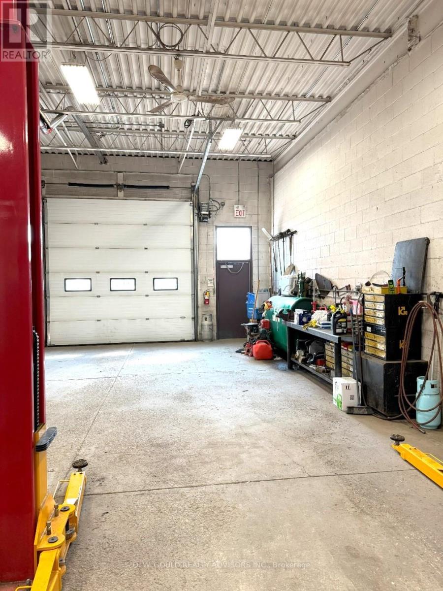 3 - 8060 Lawson Road, Milton, Ontario  L9T 5C5 - Photo 10 - W8137490