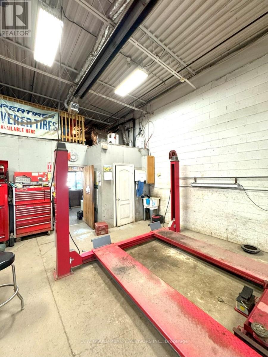 3 - 8060 Lawson Road, Milton, Ontario  L9T 5C5 - Photo 13 - W8137658