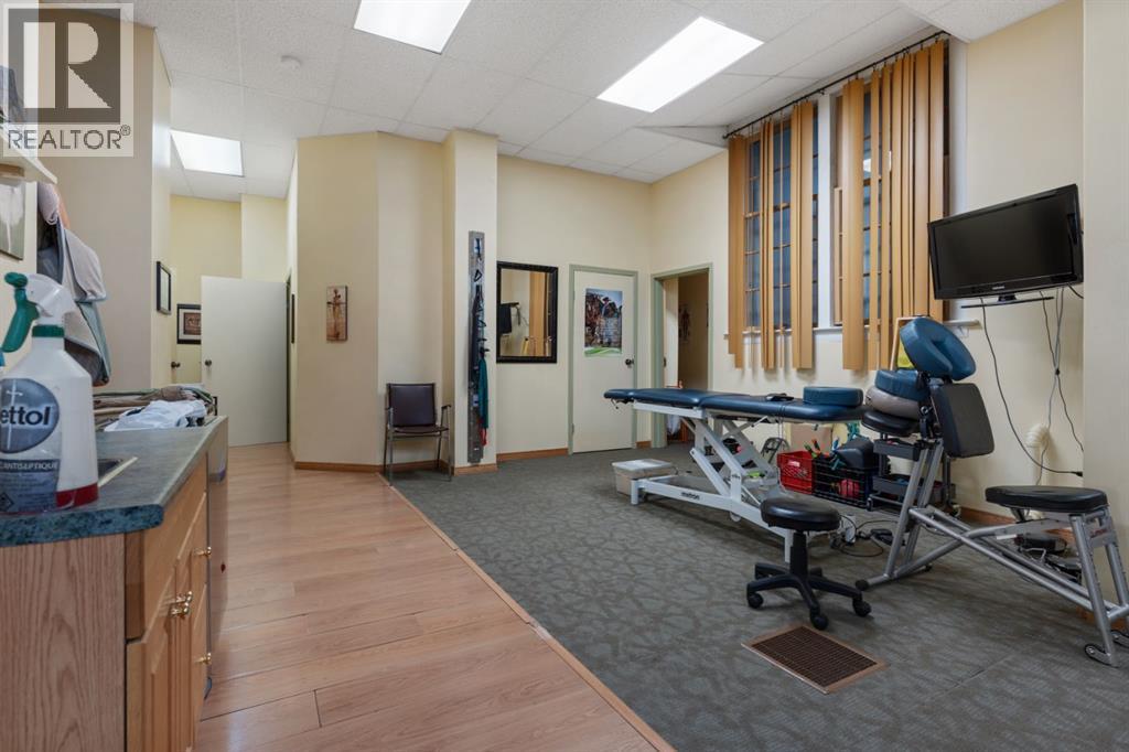 4933 49 Street, Camrose, Alberta  T4V 1N3 - Photo 18 - A2030401