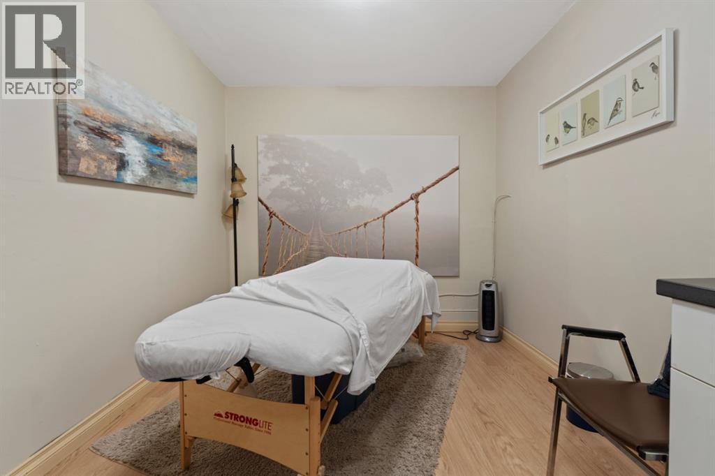 4933 49 Street, Camrose, Alberta  T4V 1N3 - Photo 13 - A2030401