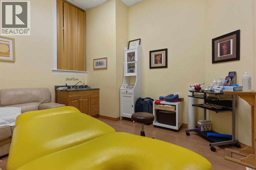 4933 49 Street, Camrose, Alberta  T4V 1N3 - Photo 20 - A2030401