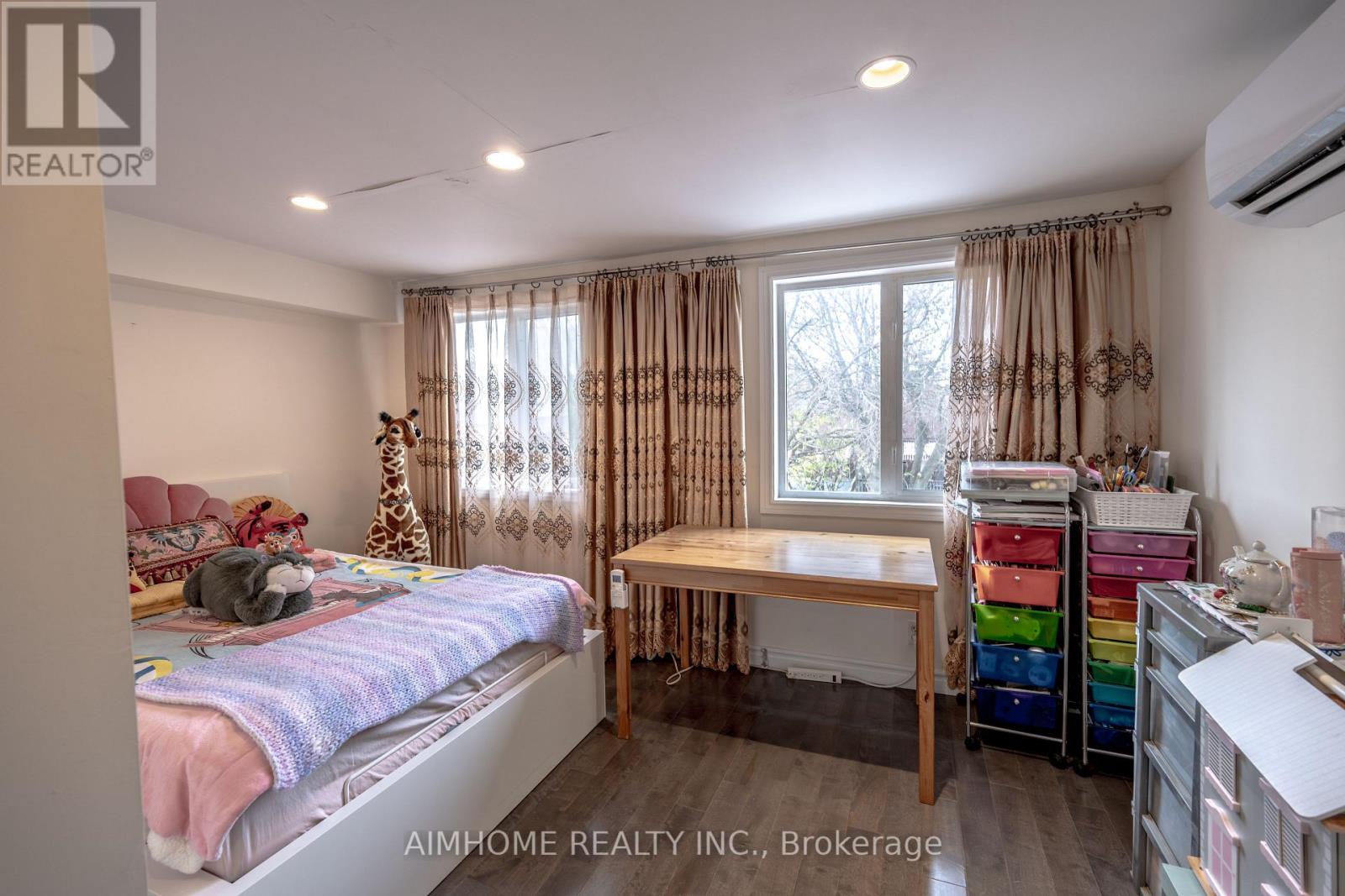 266 Coleridge Avenue, Toronto, Ontario  M4C 4J1 - Photo 18 - E12571728