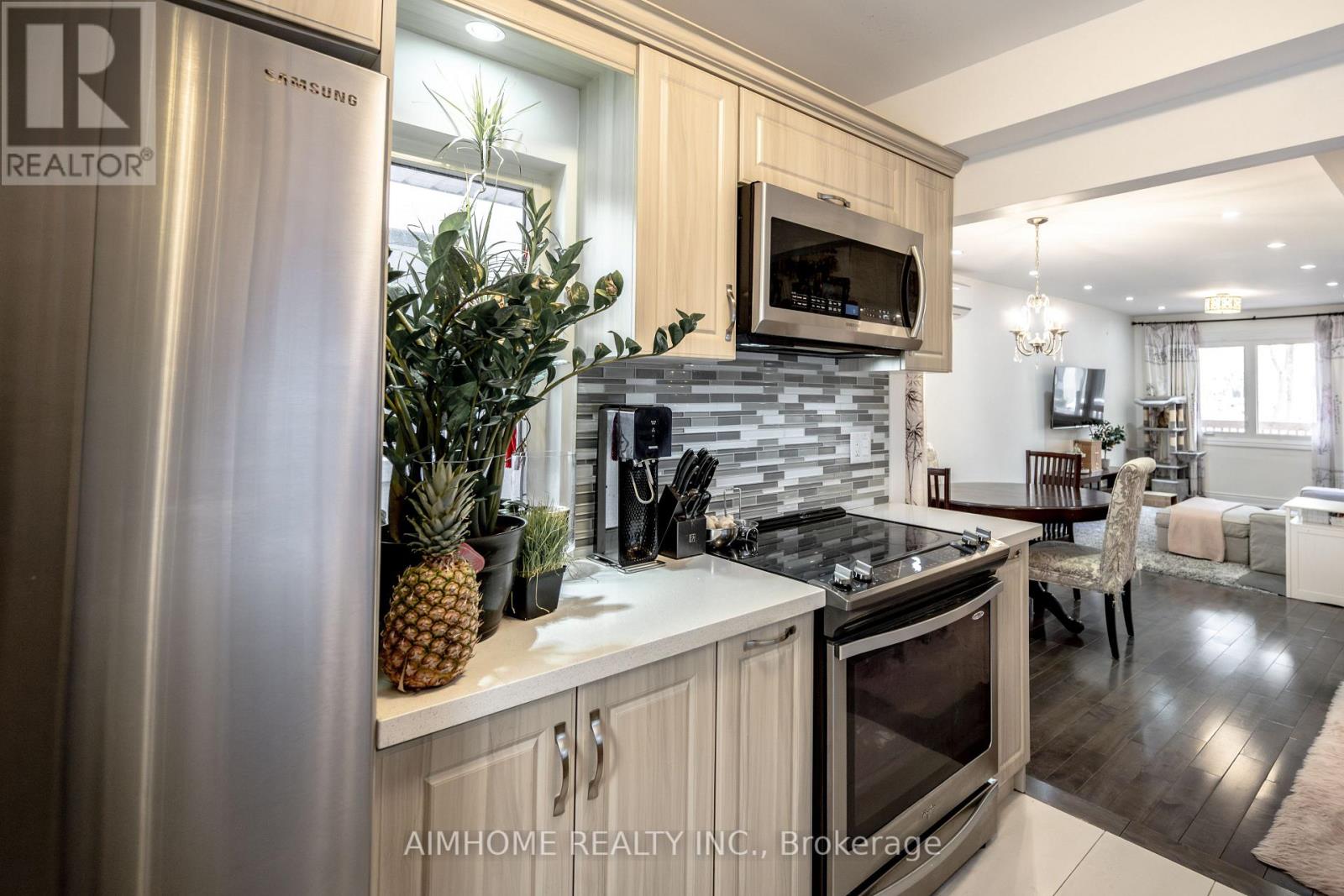 266 Coleridge Avenue, Toronto, Ontario  M4C 4J1 - Photo 26 - E12571728