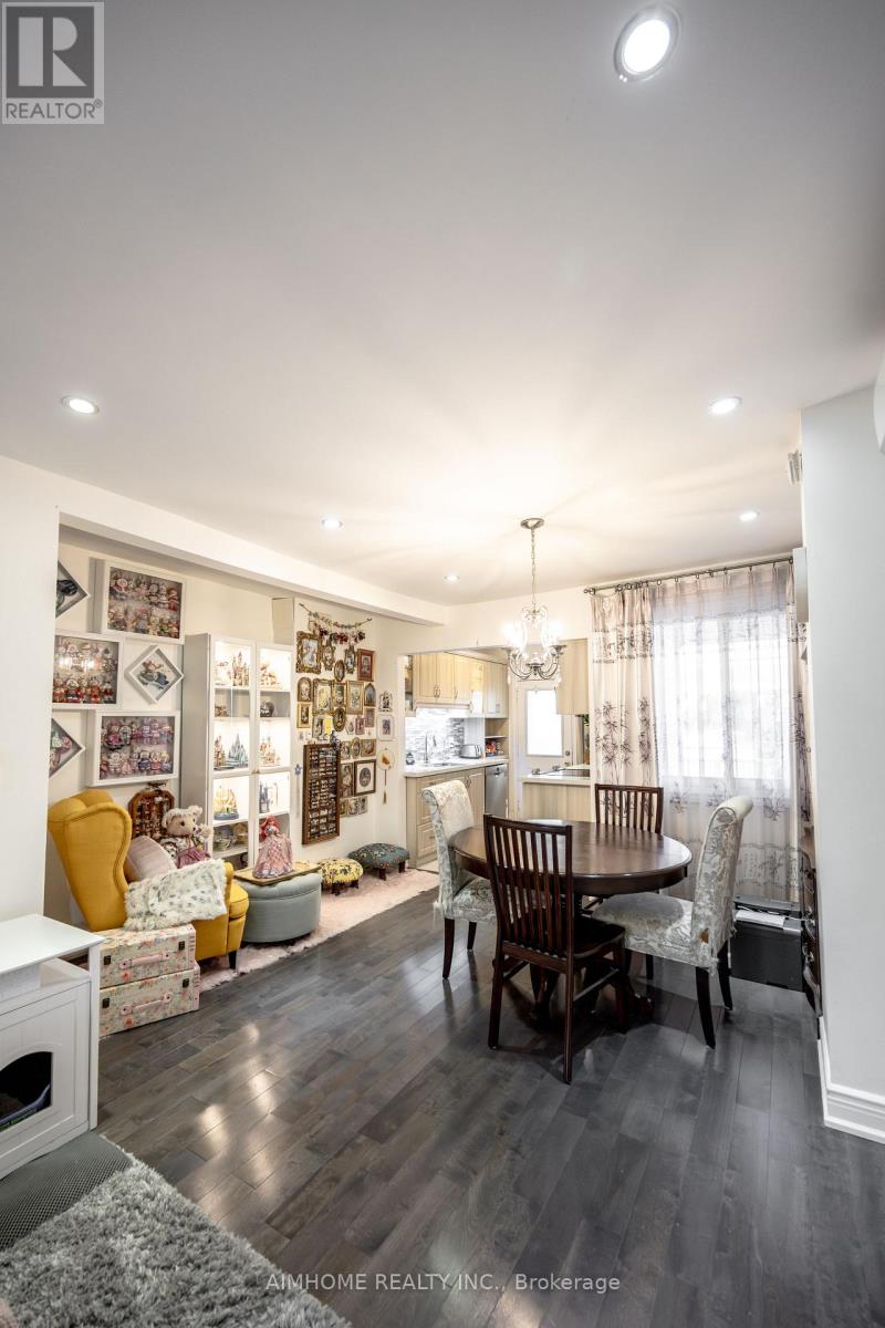 266 Coleridge Avenue, Toronto, Ontario  M4C 4J1 - Photo 4 - E12571728