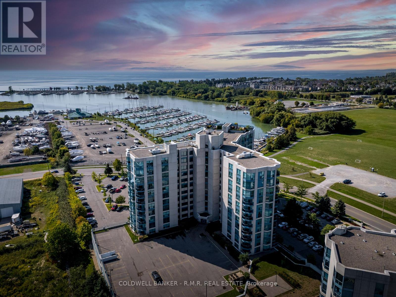 517 - 340 WATSON STREET W, Whitby, Ontario