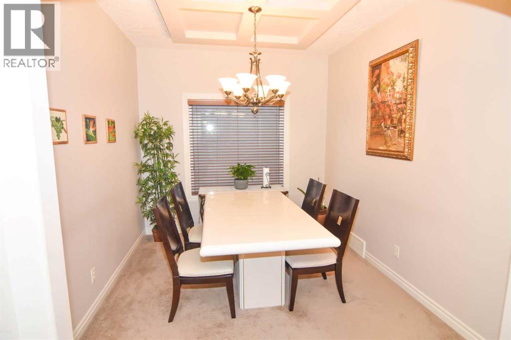 107 Panatella Close Nw, Calgary, Alberta  T3K 0N2 - Photo 15 - A2265413