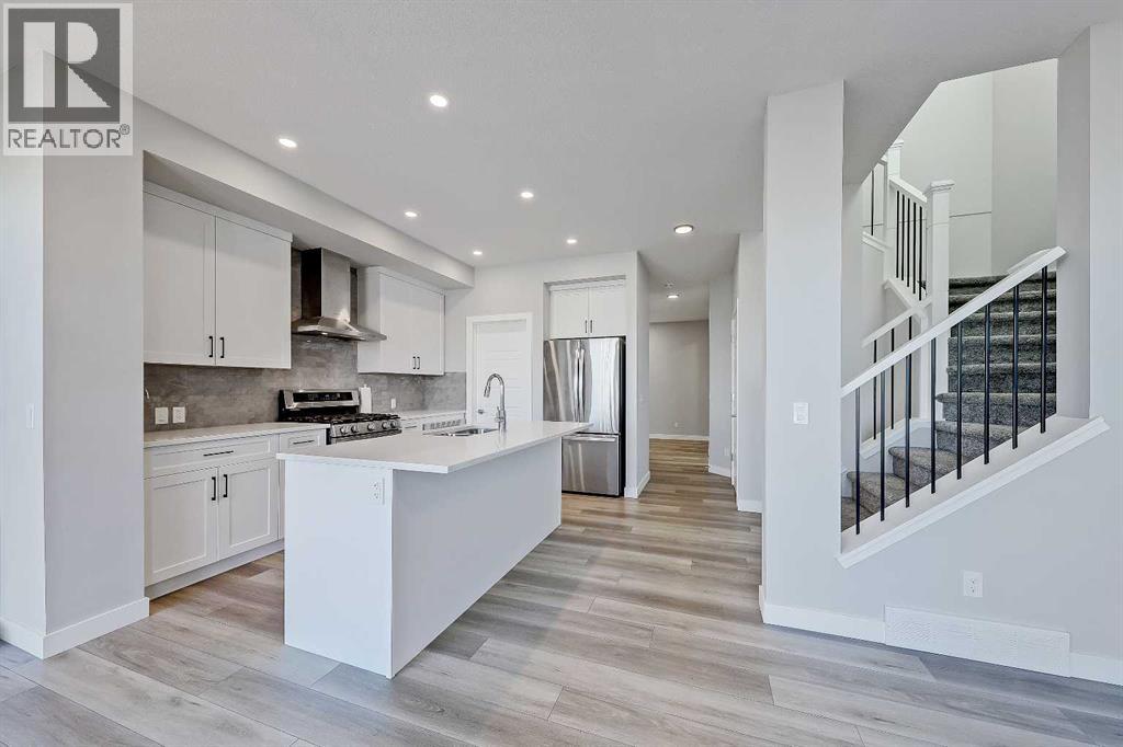 78 Larkspur Bend, Okotoks, Alberta  T1S 4E6 - Photo 3 - A2267425