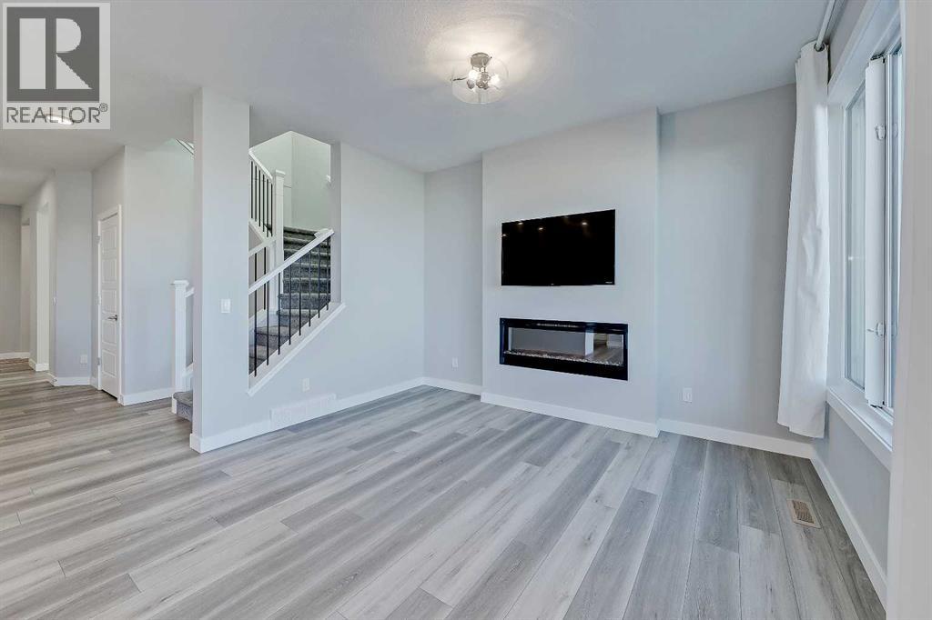 78 Larkspur Bend, Okotoks, Alberta  T1S 4E6 - Photo 8 - A2267425