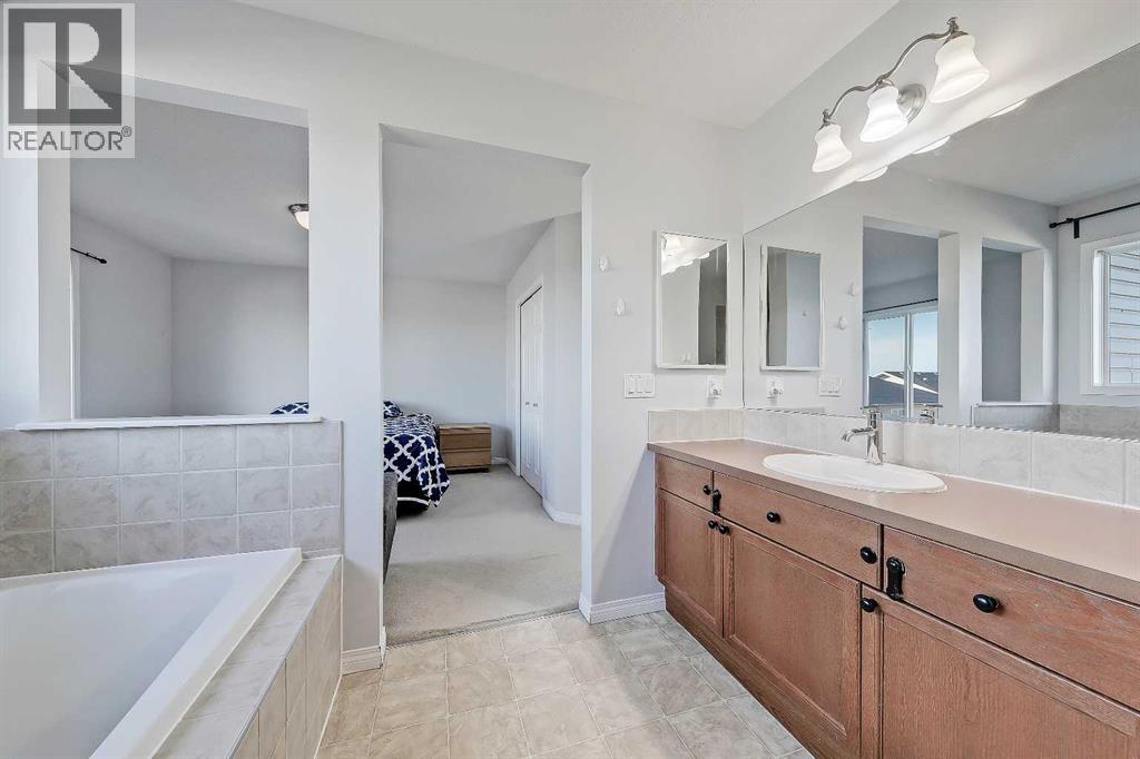 102 Kincora Glen Mews Nw, Calgary, Alberta  T3R 0B6 - Photo 22 - A2270641