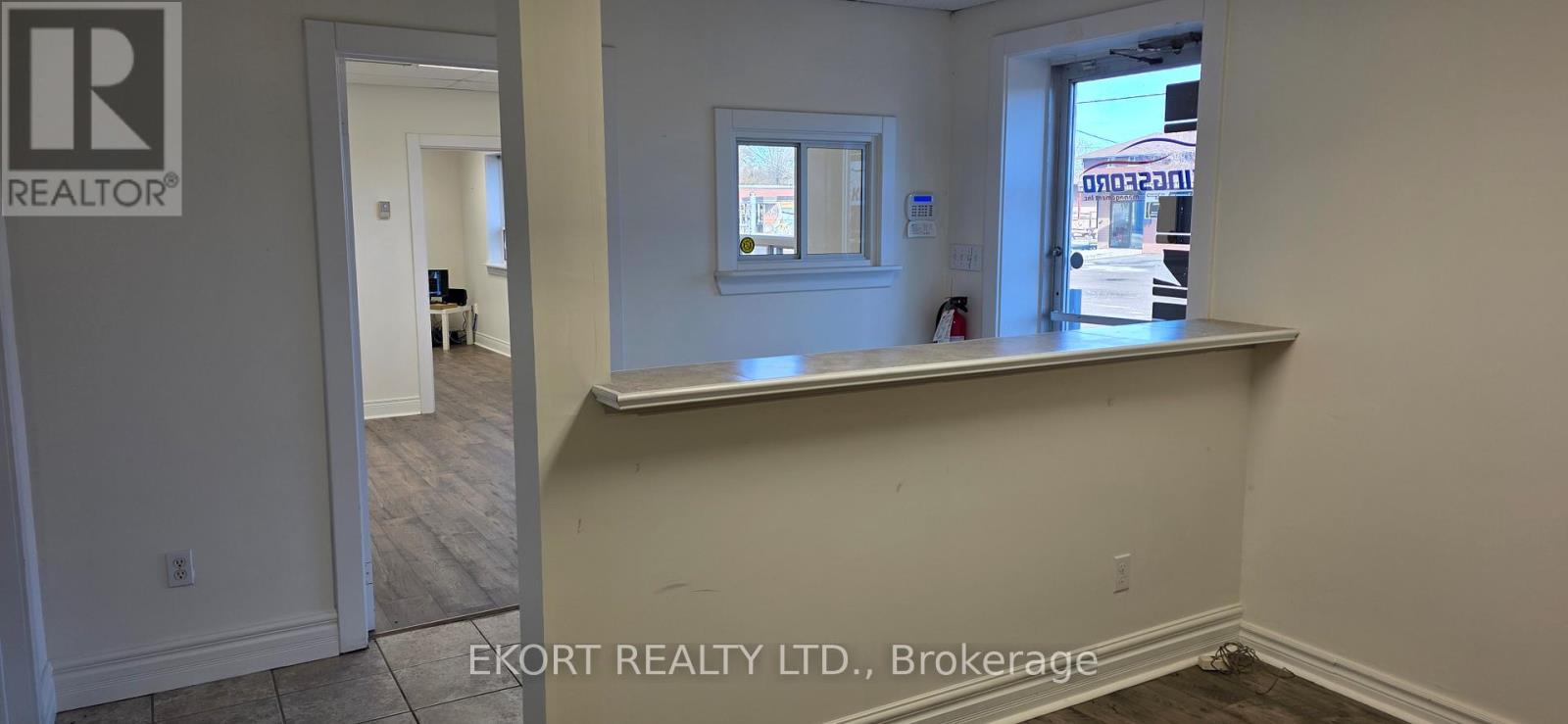 10 Fahey Street, Belleville, Ontario  K8P 3M5 - Photo 2 - X12571848