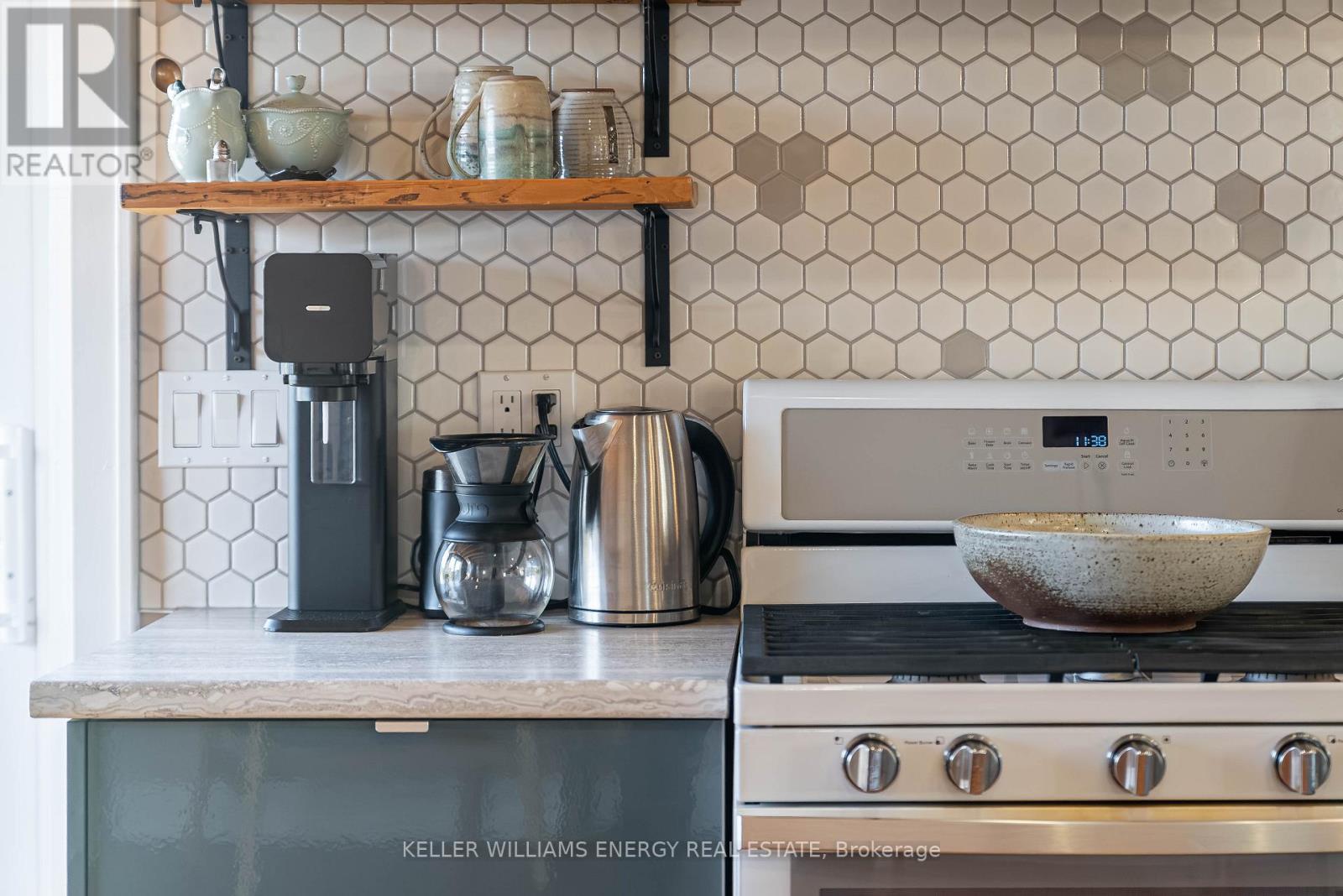 75 Saint Philip Street, Prince Edward County, Ontario  K0K 2P0 - Photo 12 - X12571926