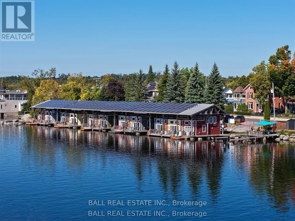 71 FRONT STREET E, Kawartha Lakes, Ontario