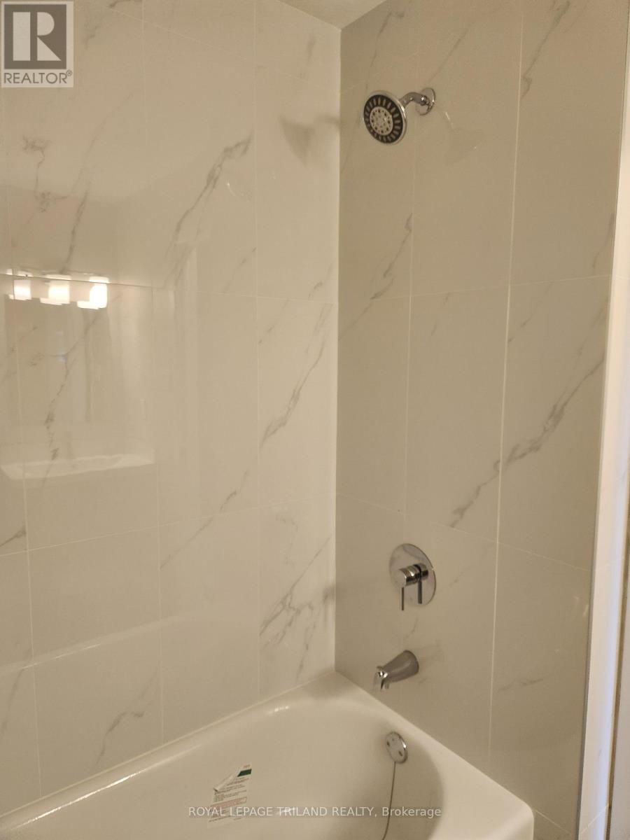 1 - 730 Walker Street, London East, Ontario  N5Z 1J2 - Photo 3 - X12571824