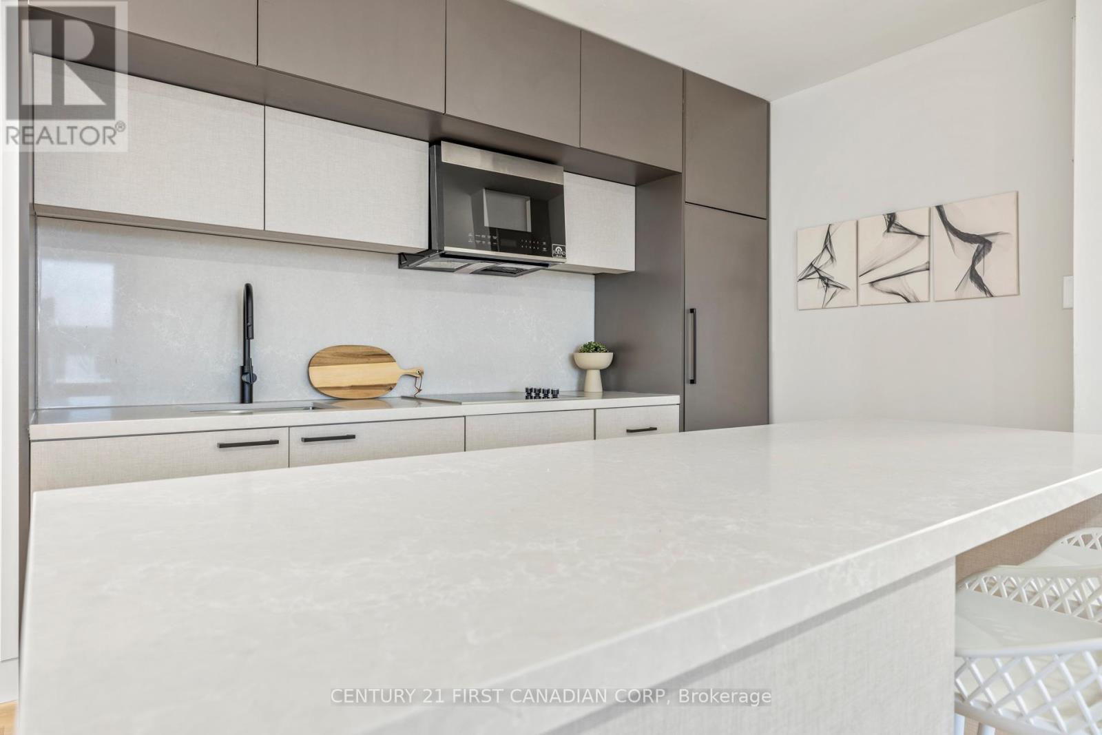 702 - 563 Mornington Avenue, London East, Ontario  N5Y 4T8 - Photo 6 - X12571924