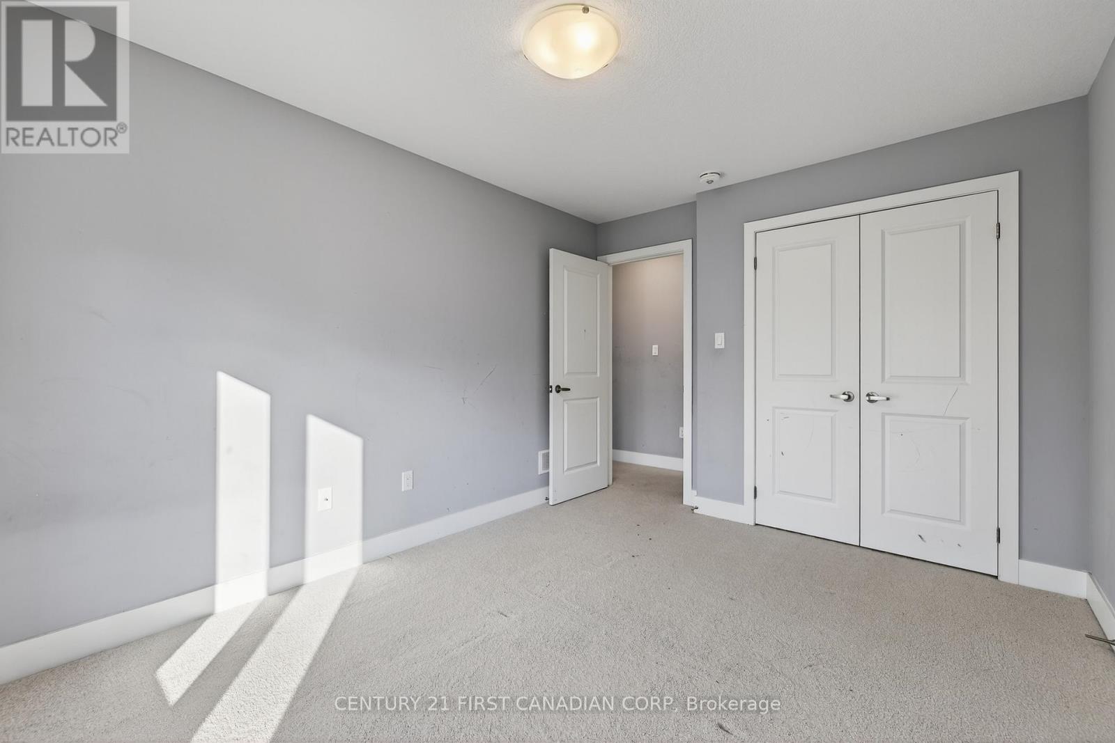 2004 Evans Boulevard, London South, Ontario  N6M 0J7 - Photo 13 - X12571952