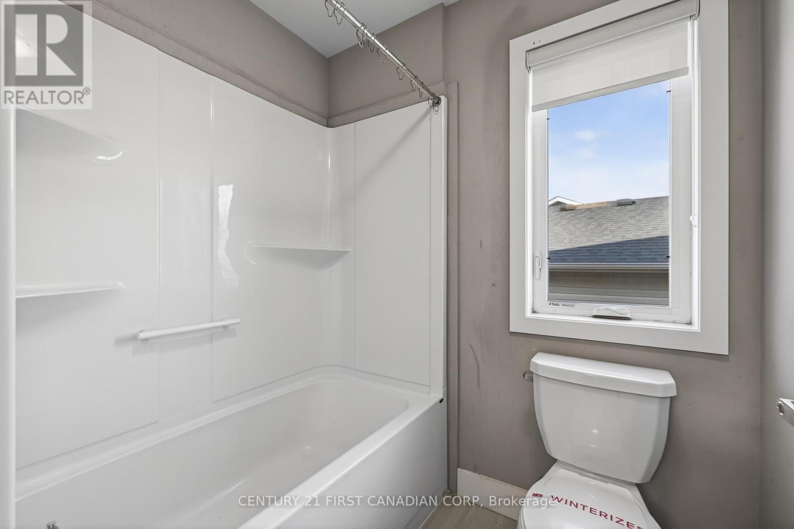 2004 Evans Boulevard, London South, Ontario  N6M 0J7 - Photo 17 - X12571952