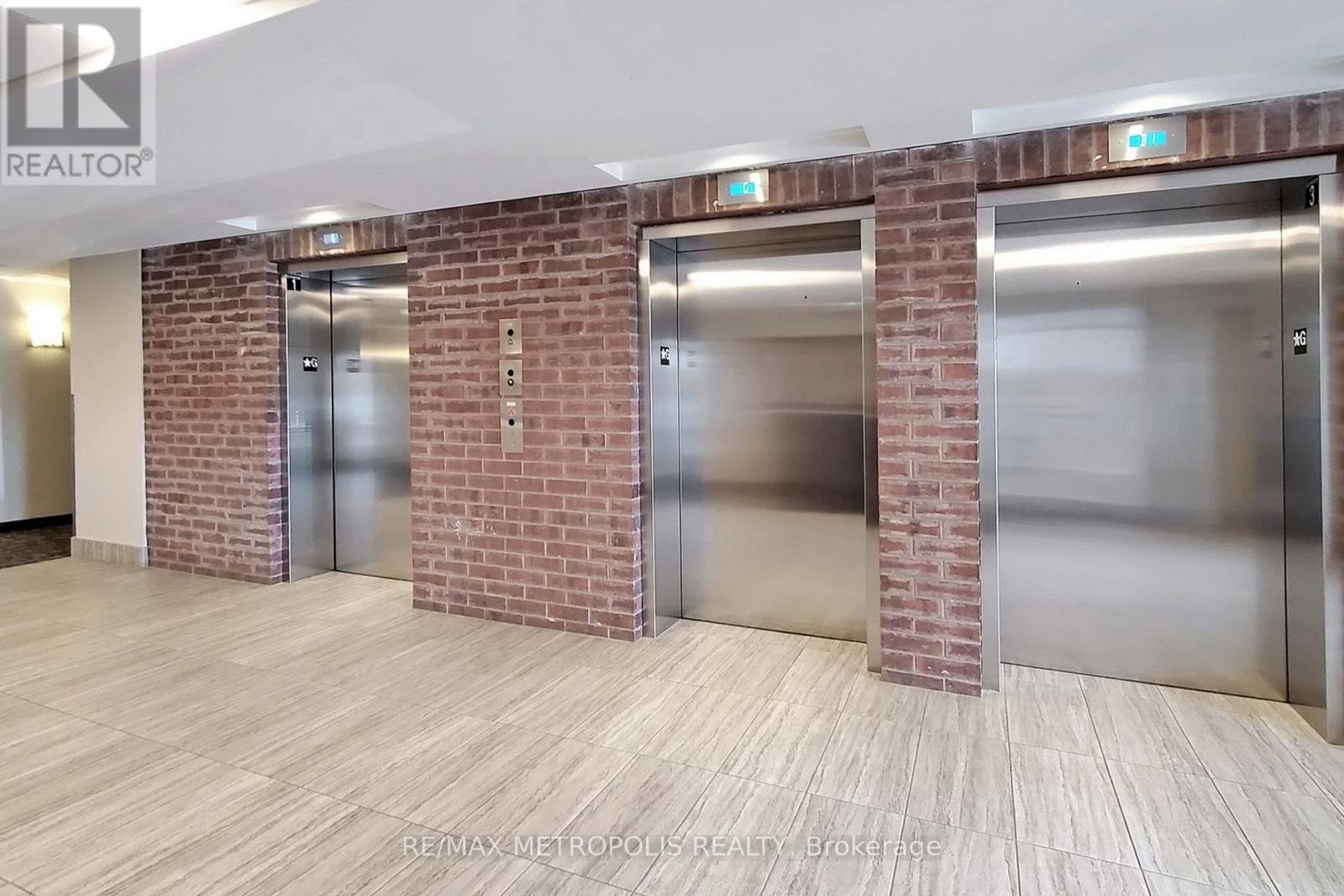 816 - 7325 Markham Road, Markham, Ontario  L3R 5N4 - Photo 4 - N12571654