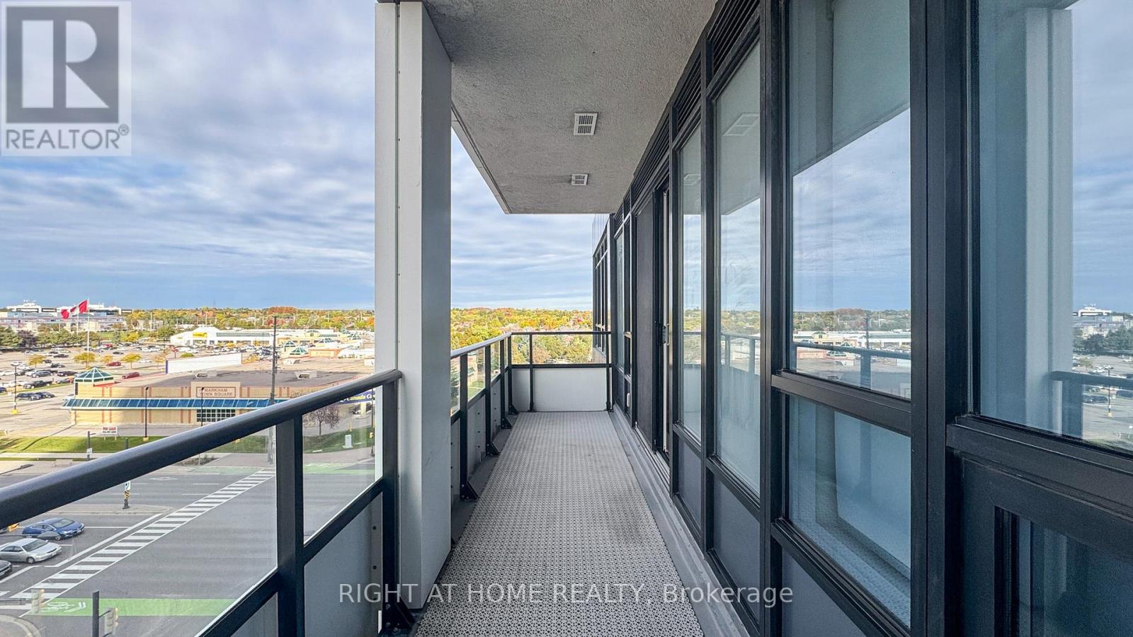 807 - 38 Water Walk Drive, Markham, Ontario  L3R 6M8 - Photo 31 - N12571704