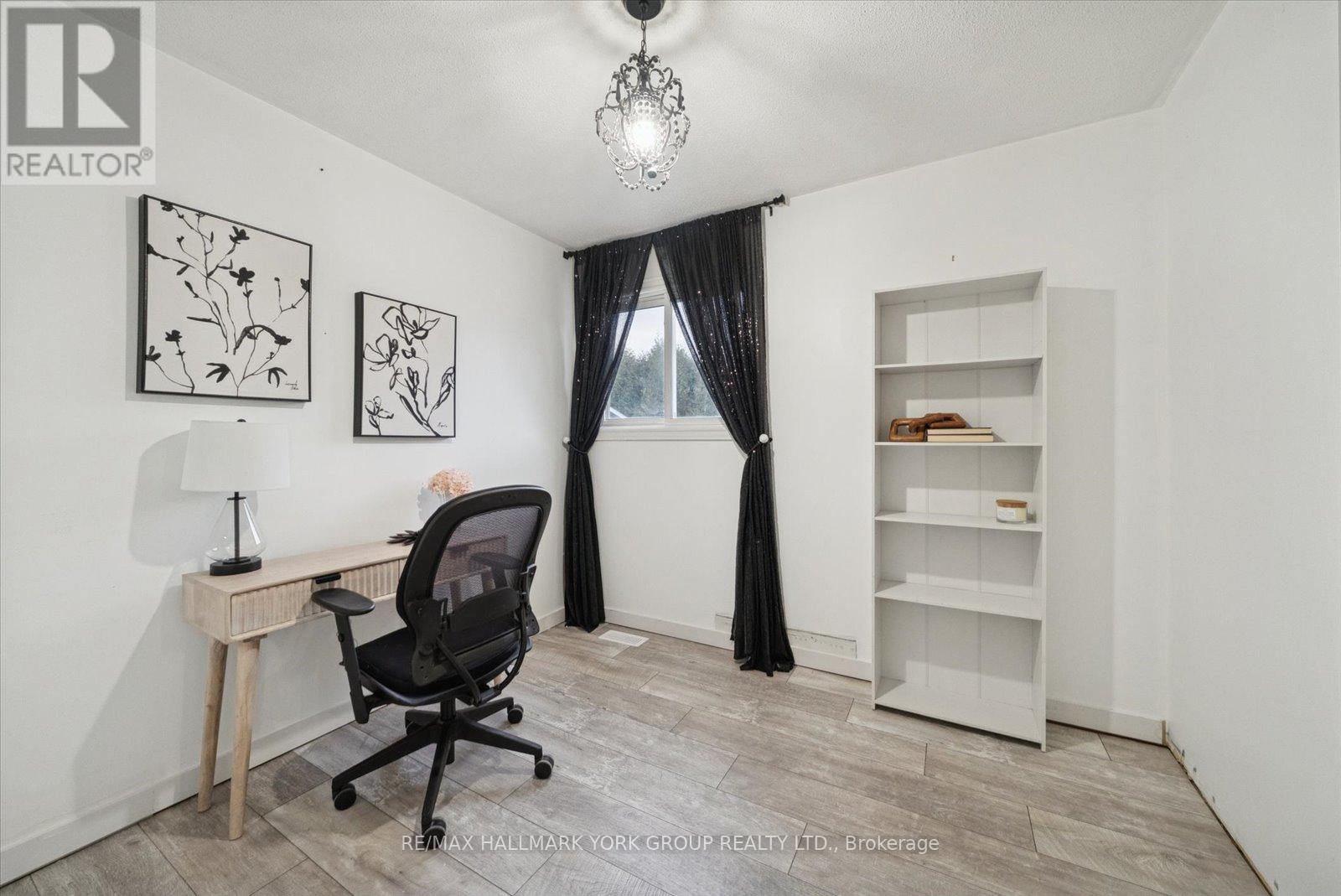 5 Burke Street, Georgina, Ontario  L0E 1R0 - Photo 22 - N12571726