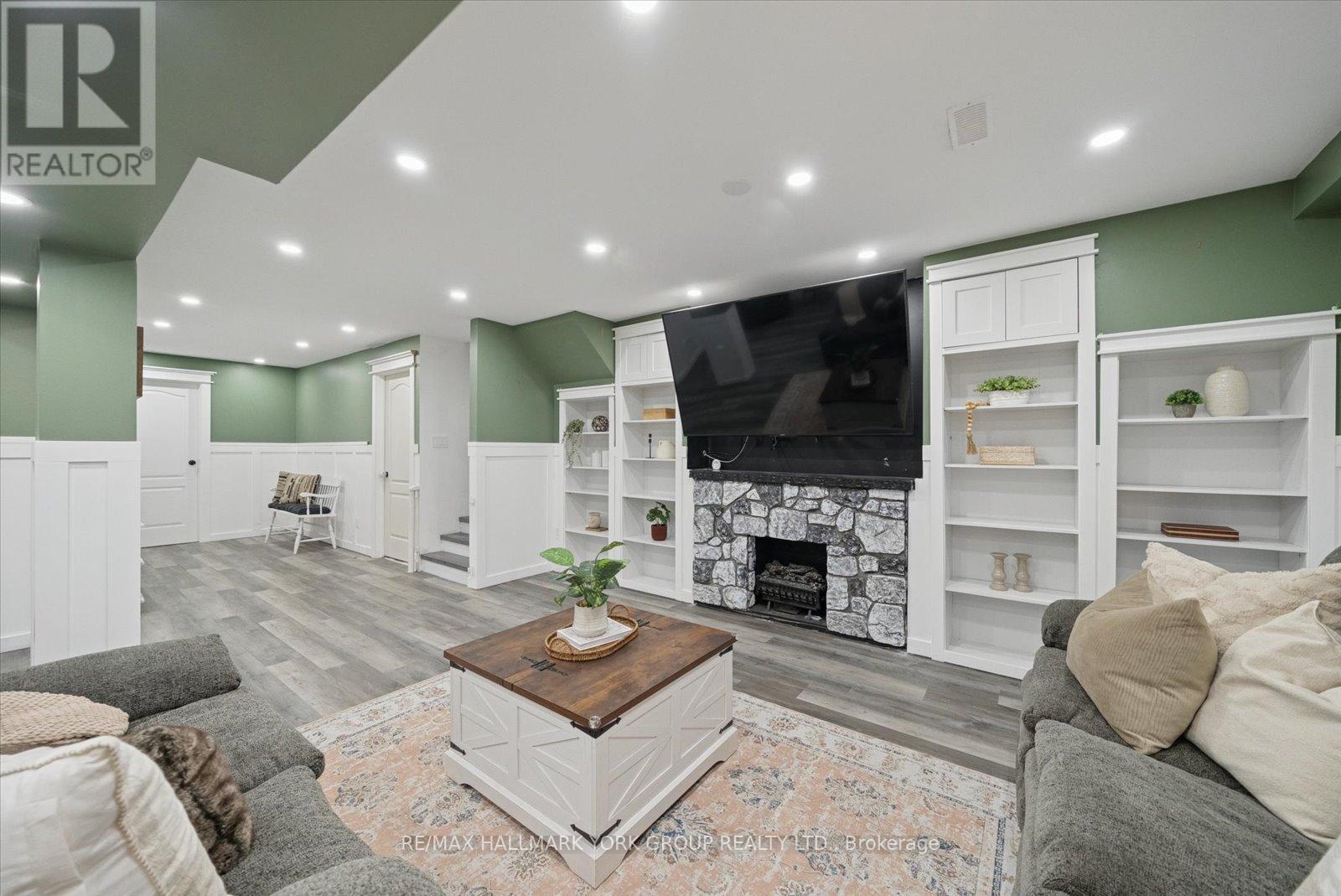 5 Burke Street, Georgina, Ontario  L0E 1R0 - Photo 28 - N12571726