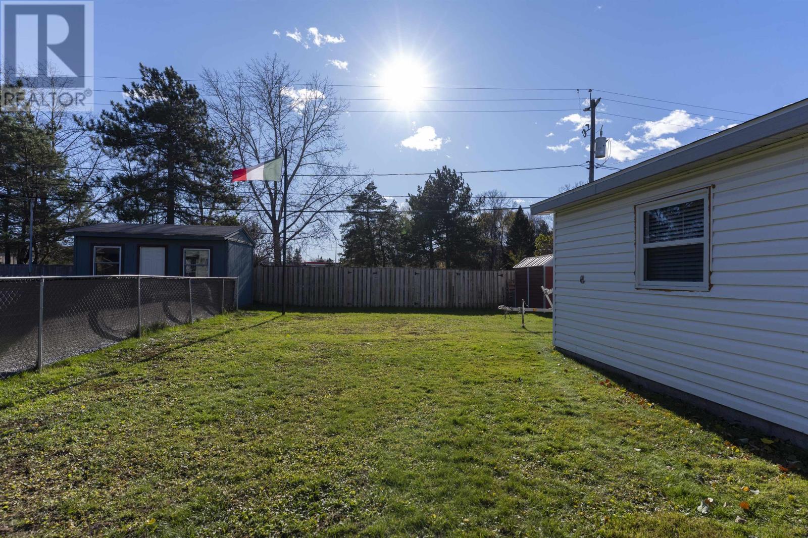 2218 Moodie St E, Thunder Bay, Ontario  P7E 4Z6 - Photo 30 - TB253395