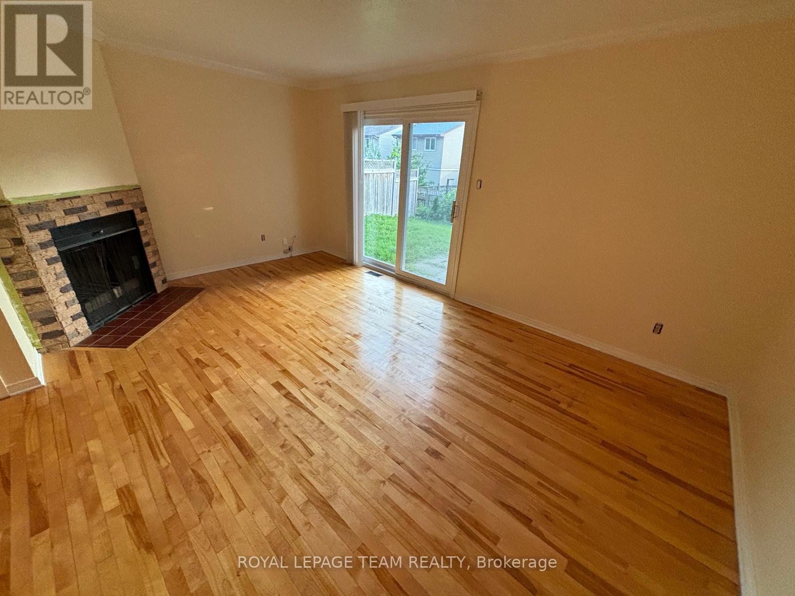 1648 Nordic Way, Ottawa, Ontario  K1B 5K4 - Photo 11 - X12571822