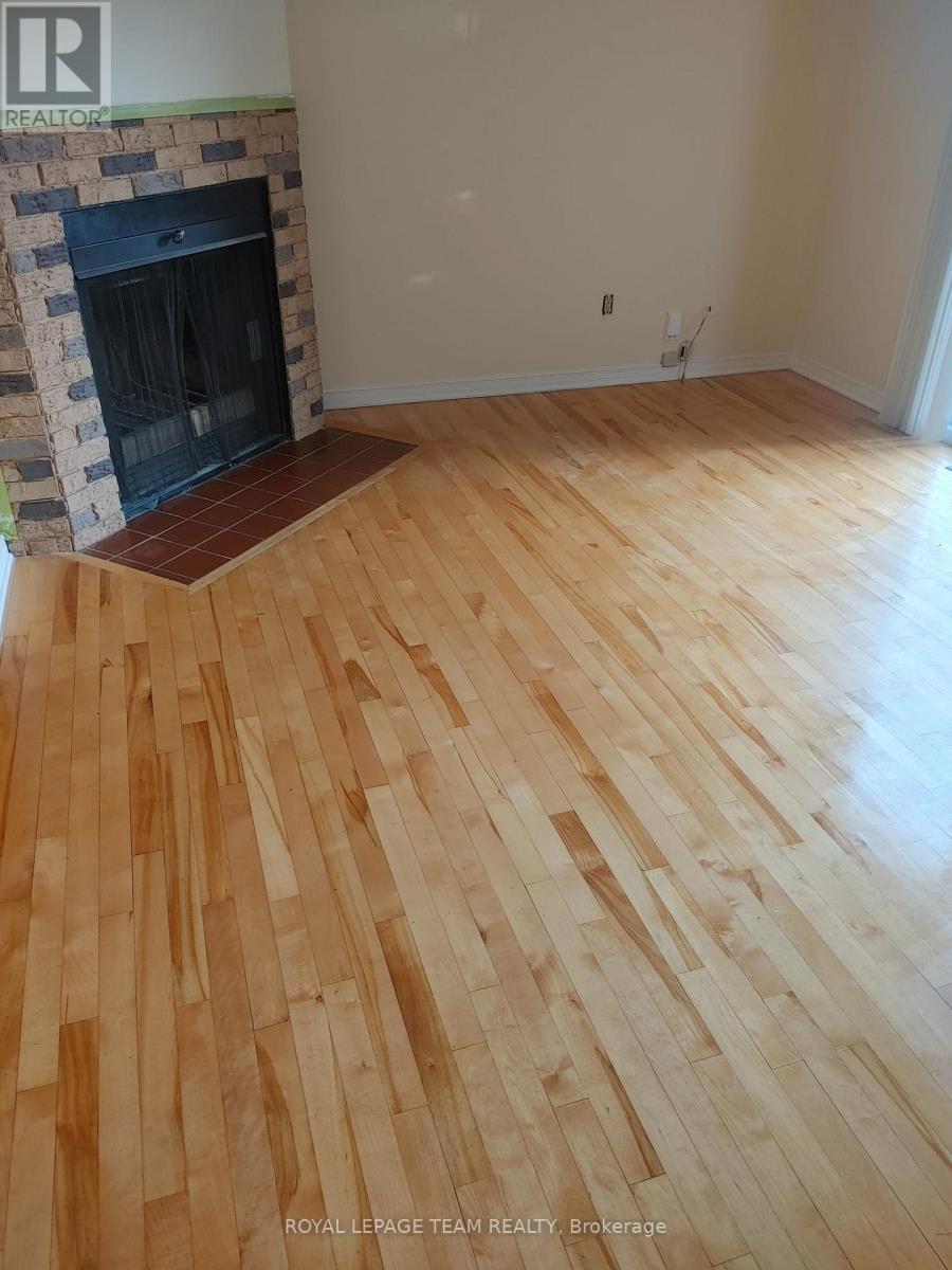 1648 Nordic Way, Ottawa, Ontario  K1B 5K4 - Photo 12 - X12571822