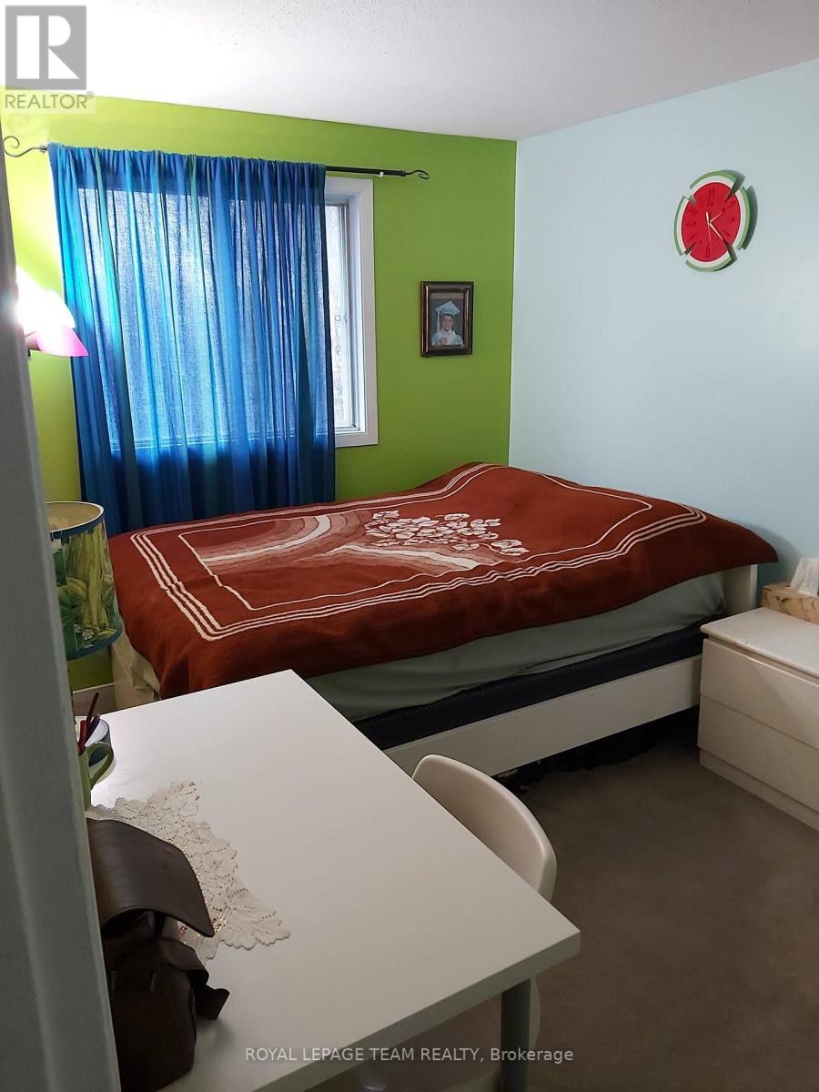 1648 Nordic Way, Ottawa, Ontario  K1B 5K4 - Photo 18 - X12571822